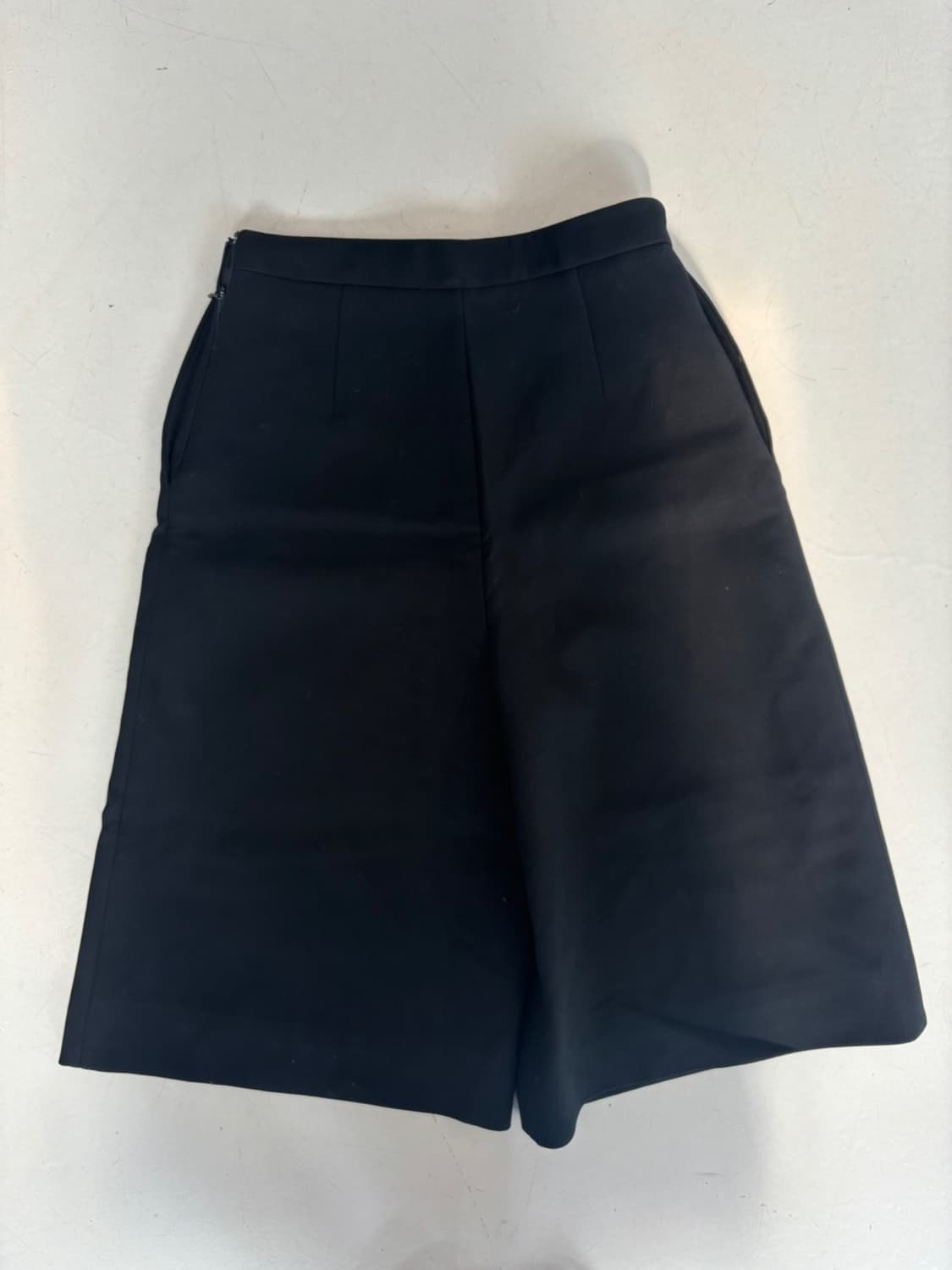 Valentino Wool Bermuda Shorts 상품이미지5