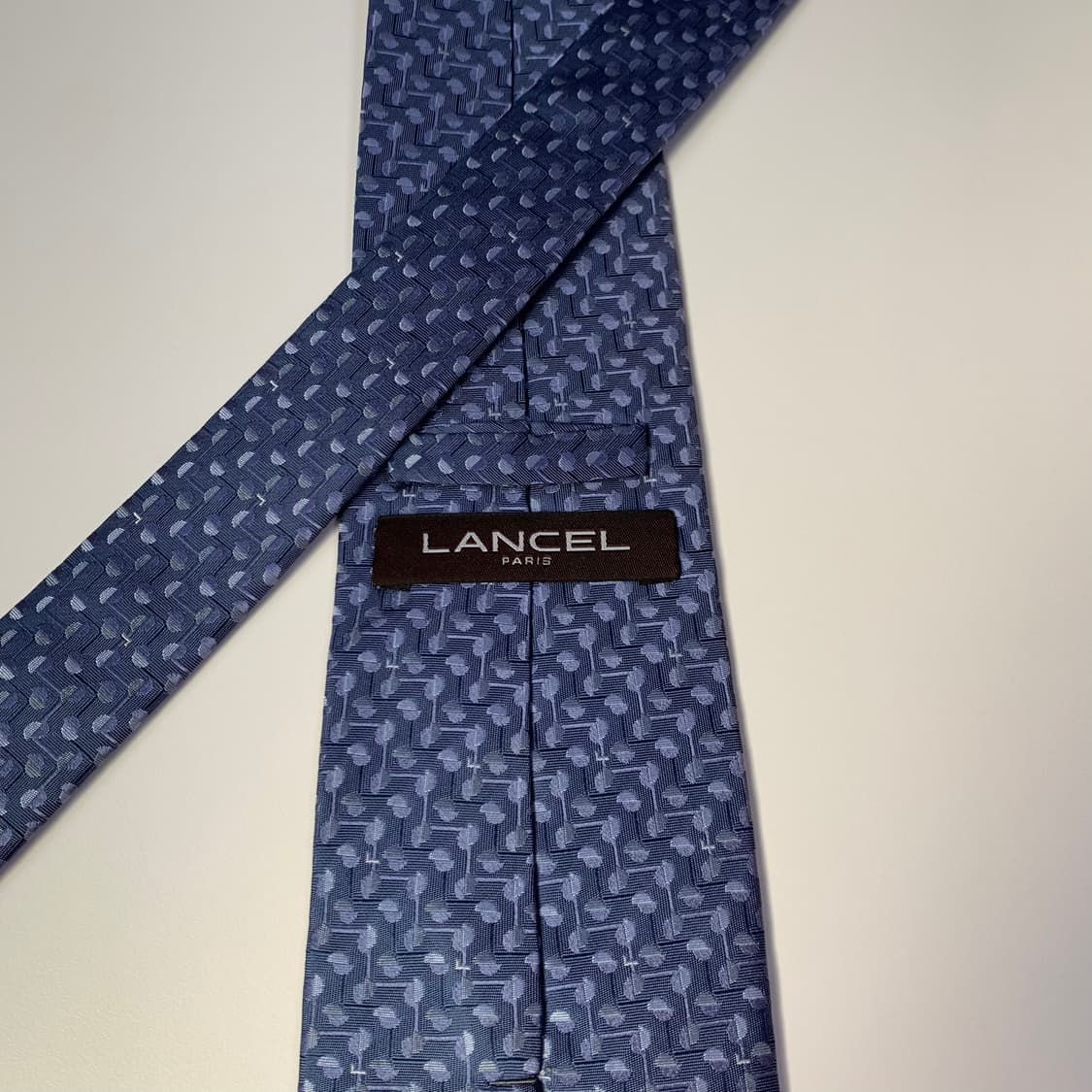 란셀(LANCEL) 프랑스 100실크 명품넥타이 네이비컬러 A+등급 상품이미지4