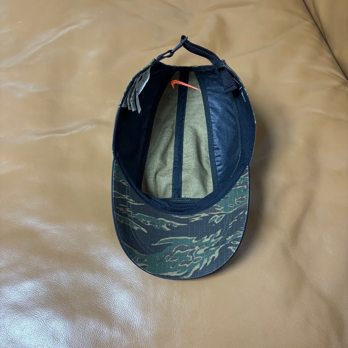(Nike x Carhartt) 나이키x칼하트 카모 러닝 캠프캡 모자 상품이미지6