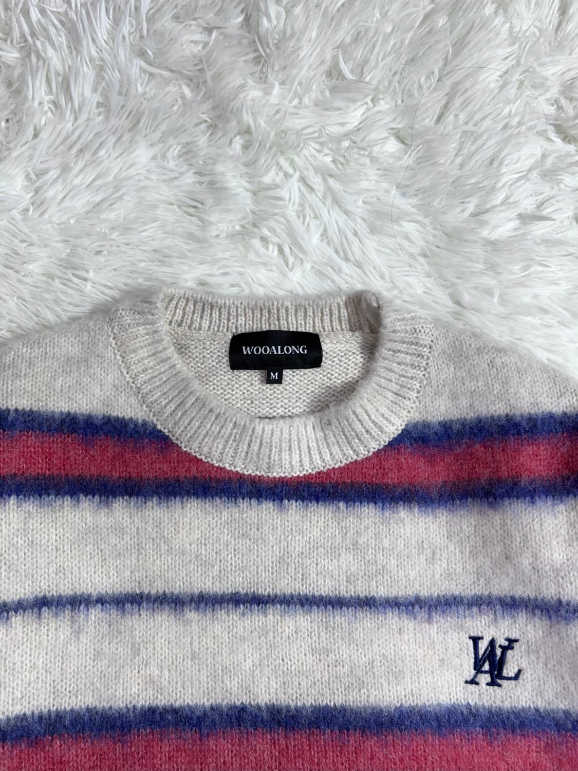 우알롱 스몰로고 니트  상품이미지6