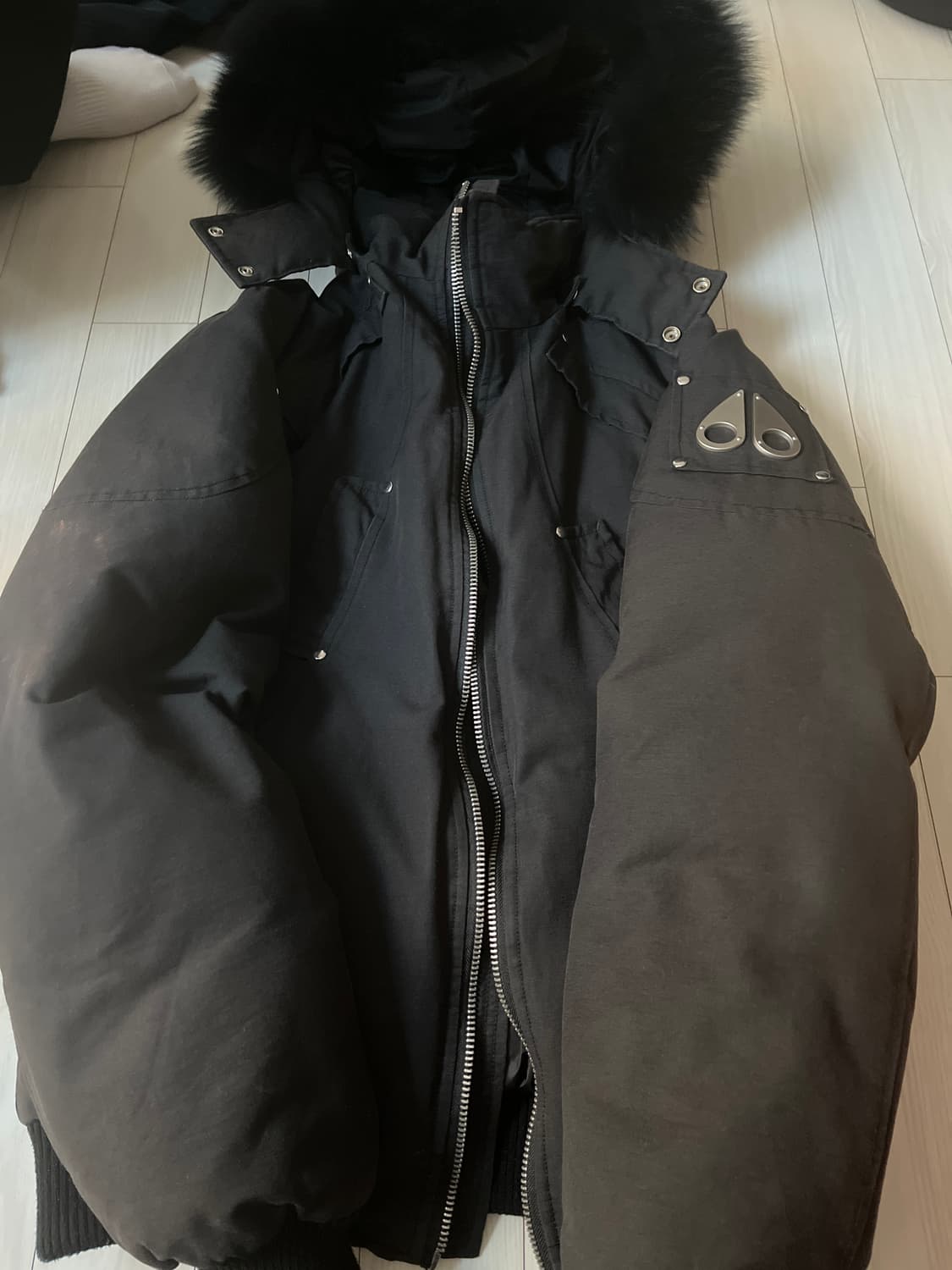 무스너클 발라스틱 패딩 상품이미지1