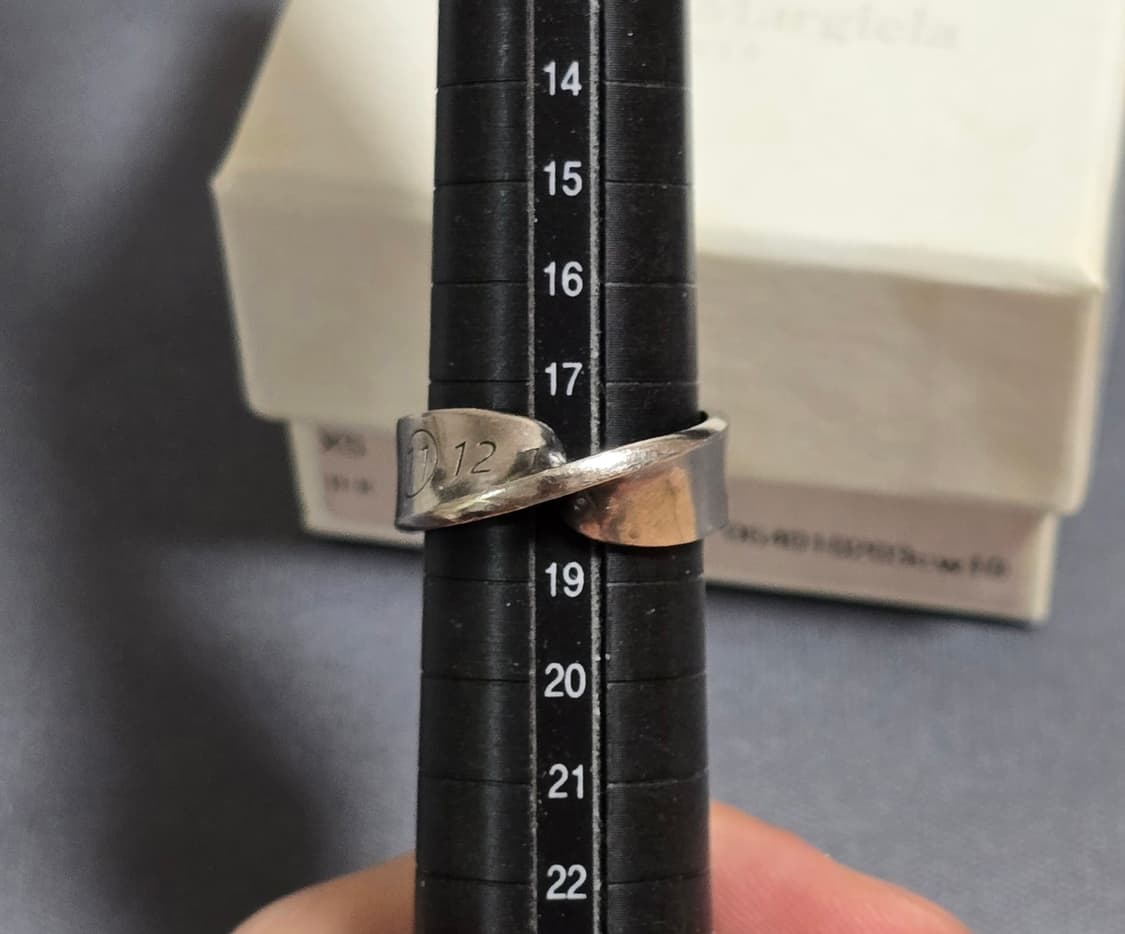 메종 마르지엘라 트위스티드 넘버링 반지 상품이미지2