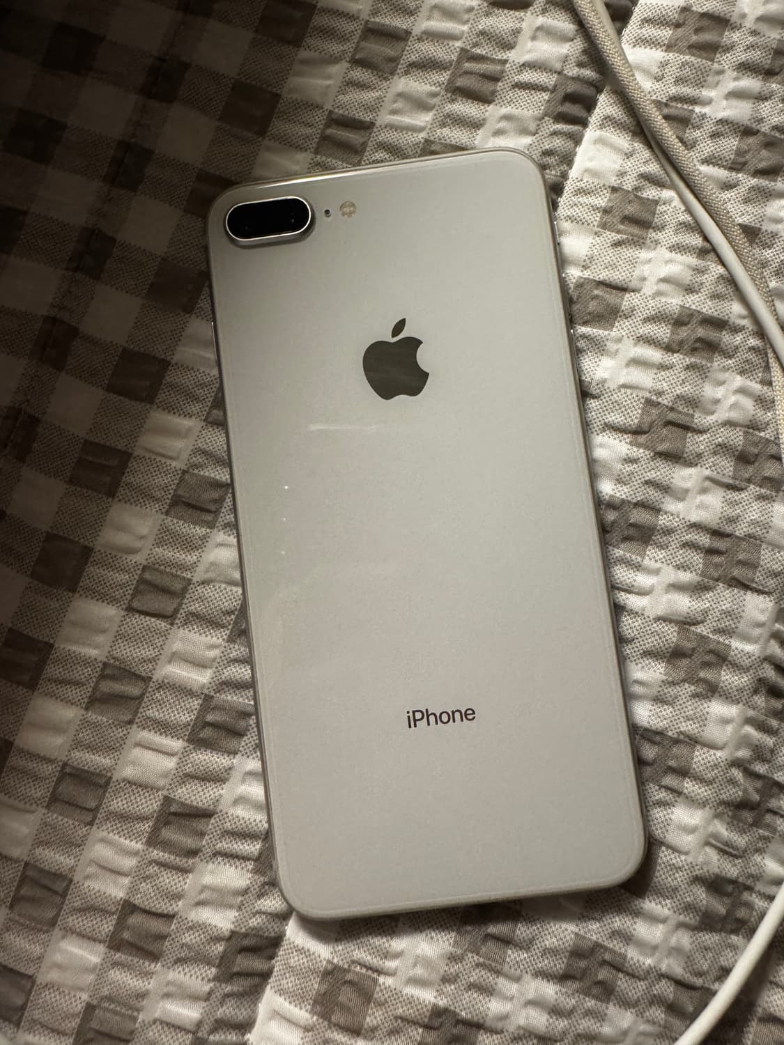 아이폰 8플러스 64기가 상품이미지2