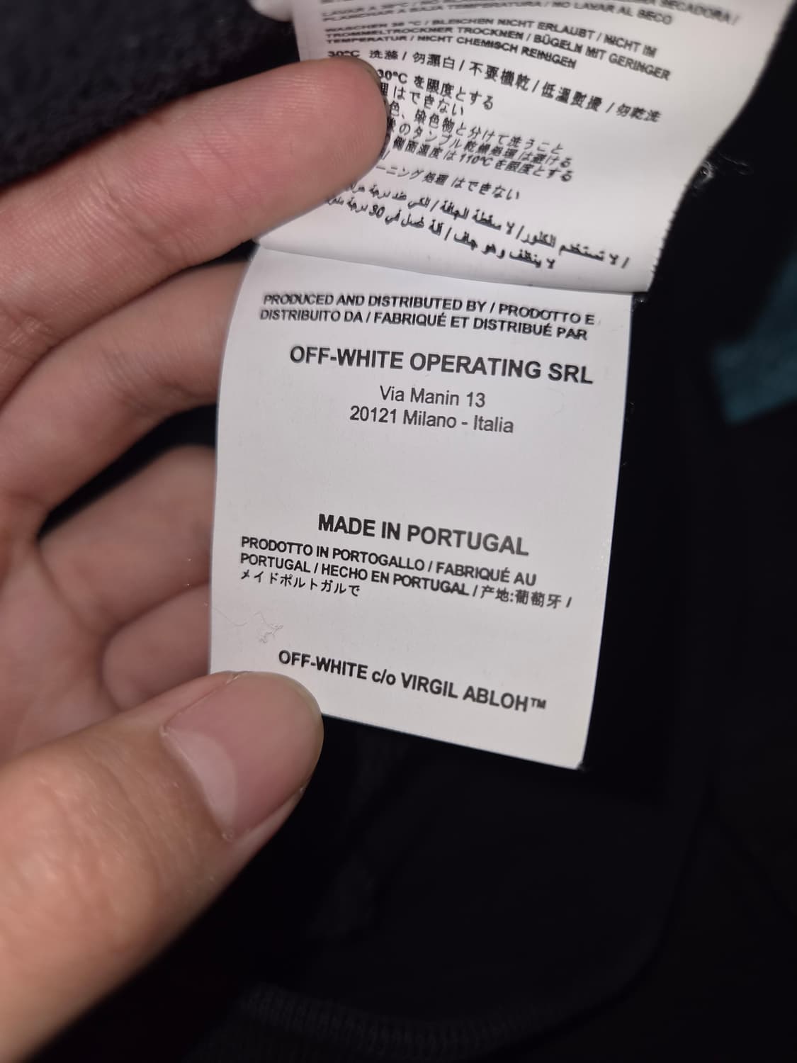 오프화이트 17FW 갤럭시 브러쉬 맨투맨 OMBA003F17619030 상품이미지9