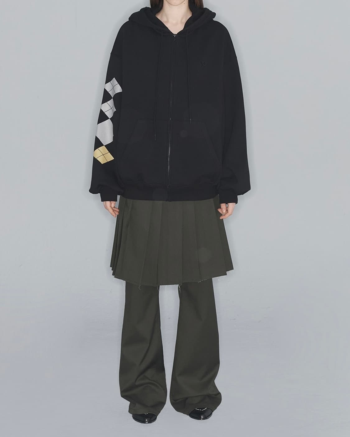 OPEN YY PLEATED WRAP SKIRT_KHAKI, L사이즈 상품이미지3