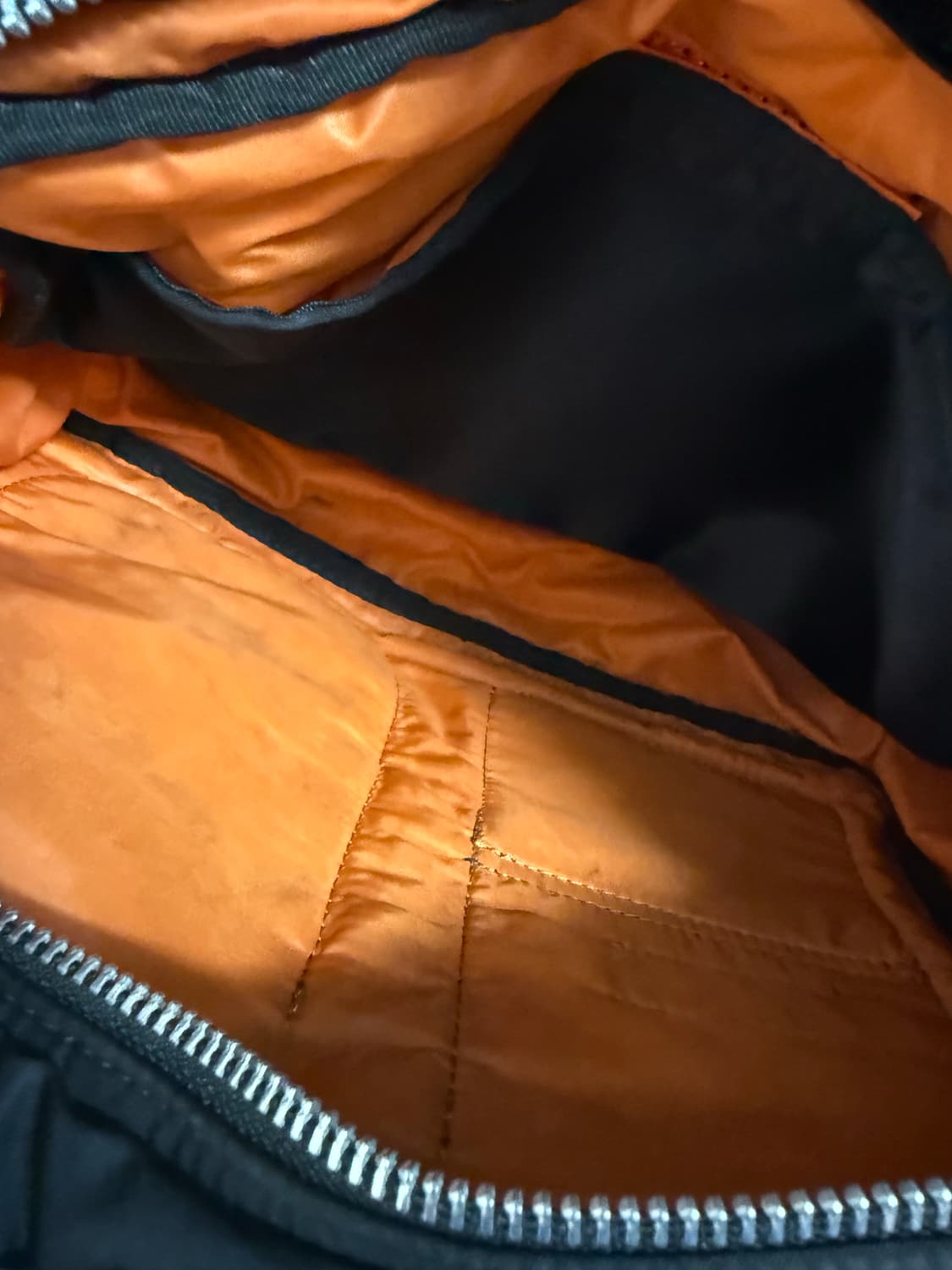 포터 탱커 숄더백 블랙 PORTER TANKER SHOULDER BAG 상품이미지8