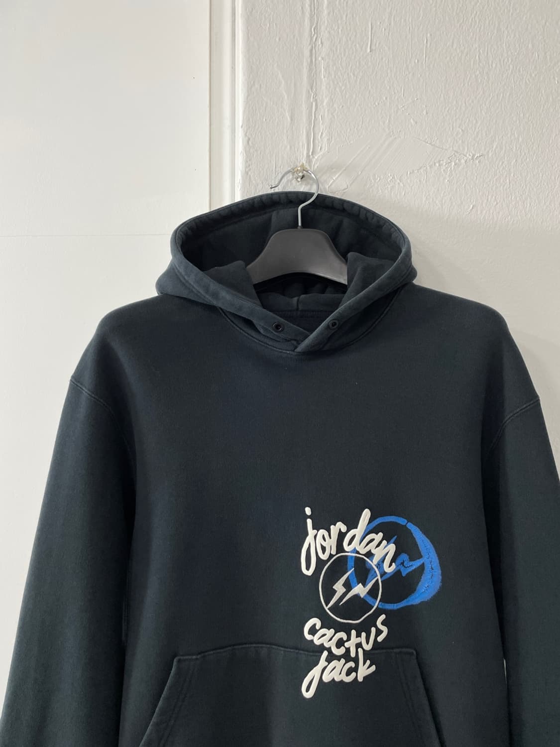 나이키 조던 트래비스 스캇 프라그먼트 후드 상품이미지2