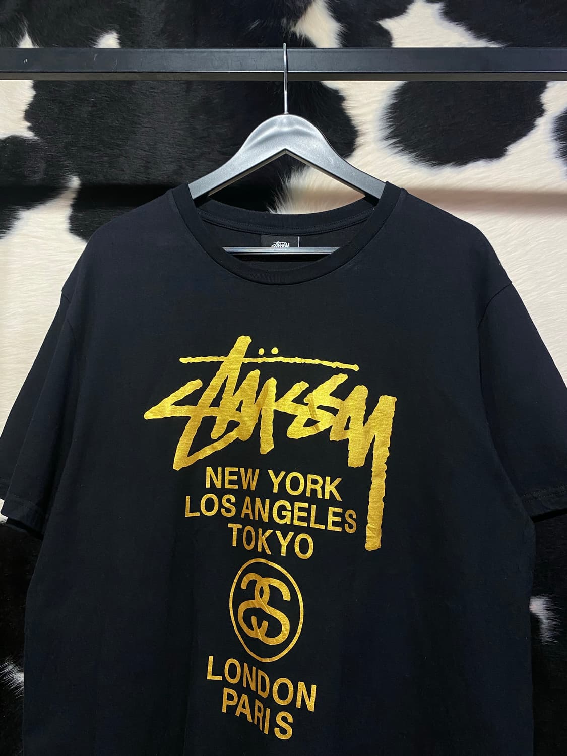 Stussy 골드 레터링 반팔 티셔츠 상품이미지2