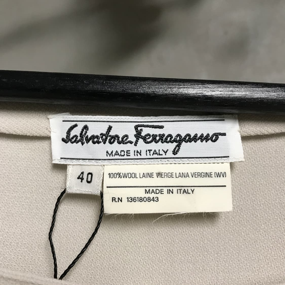 페라가모 슬리브리스 탑 40(W) 상품이미지4