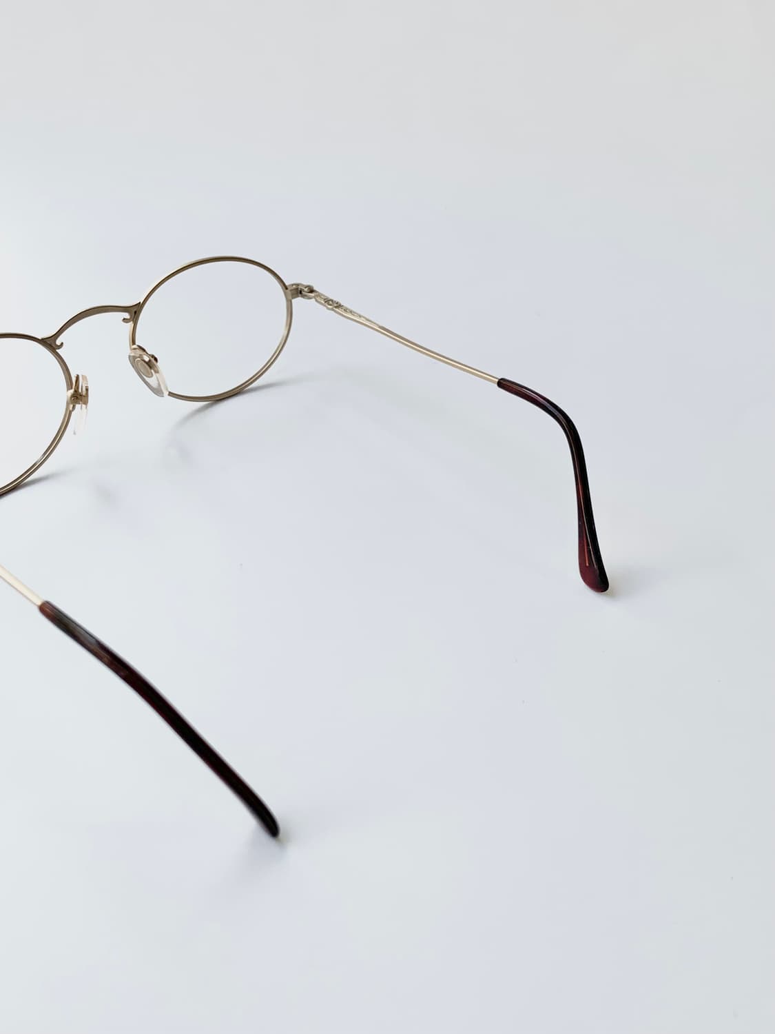 [픽키-612] 골드 라운드 메탈 안경 데드스탁 빈티지 조각 디테일 프레 상품이미지5