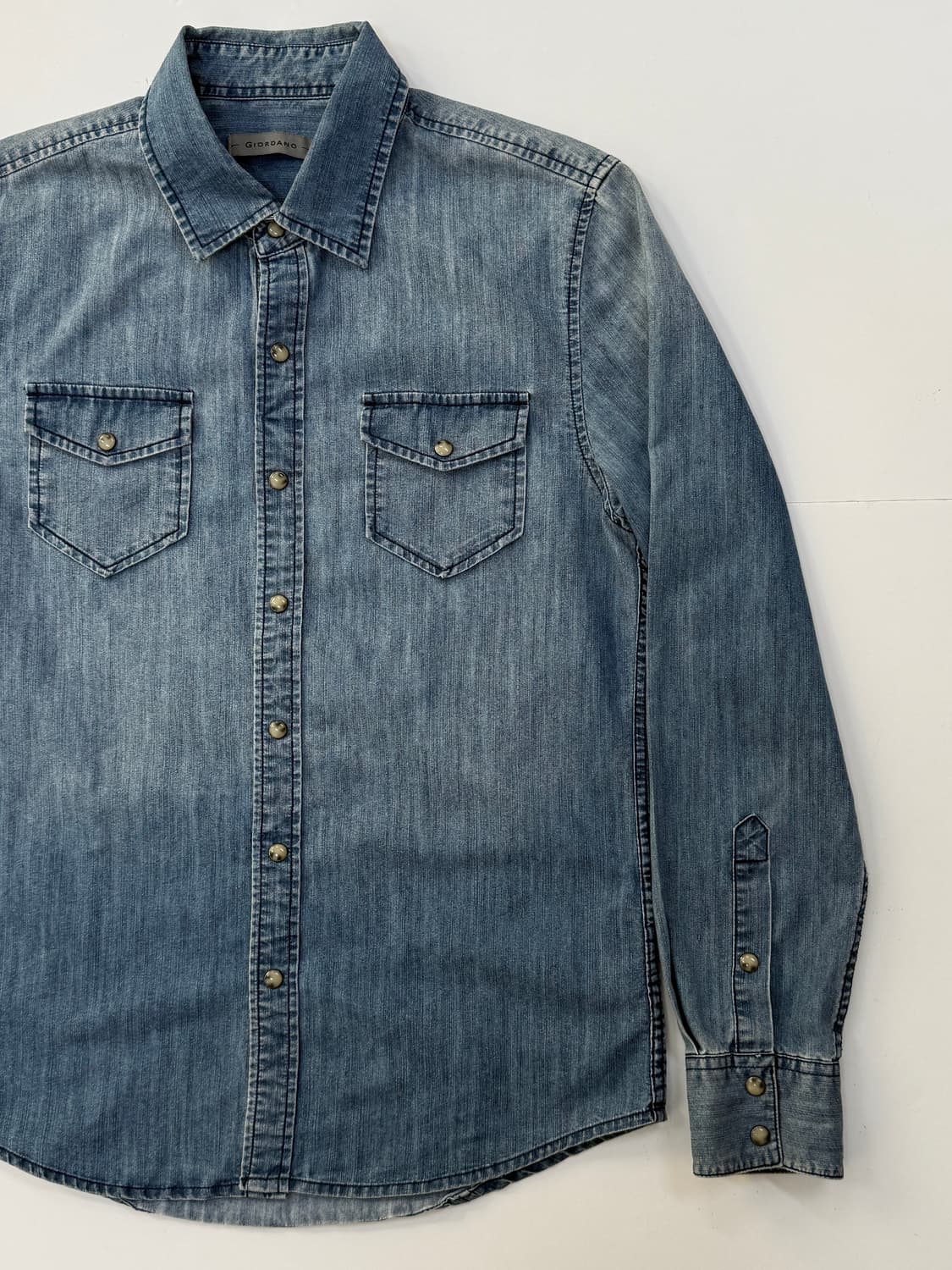 지오다노 웨스턴 데님 셔츠 상품이미지2