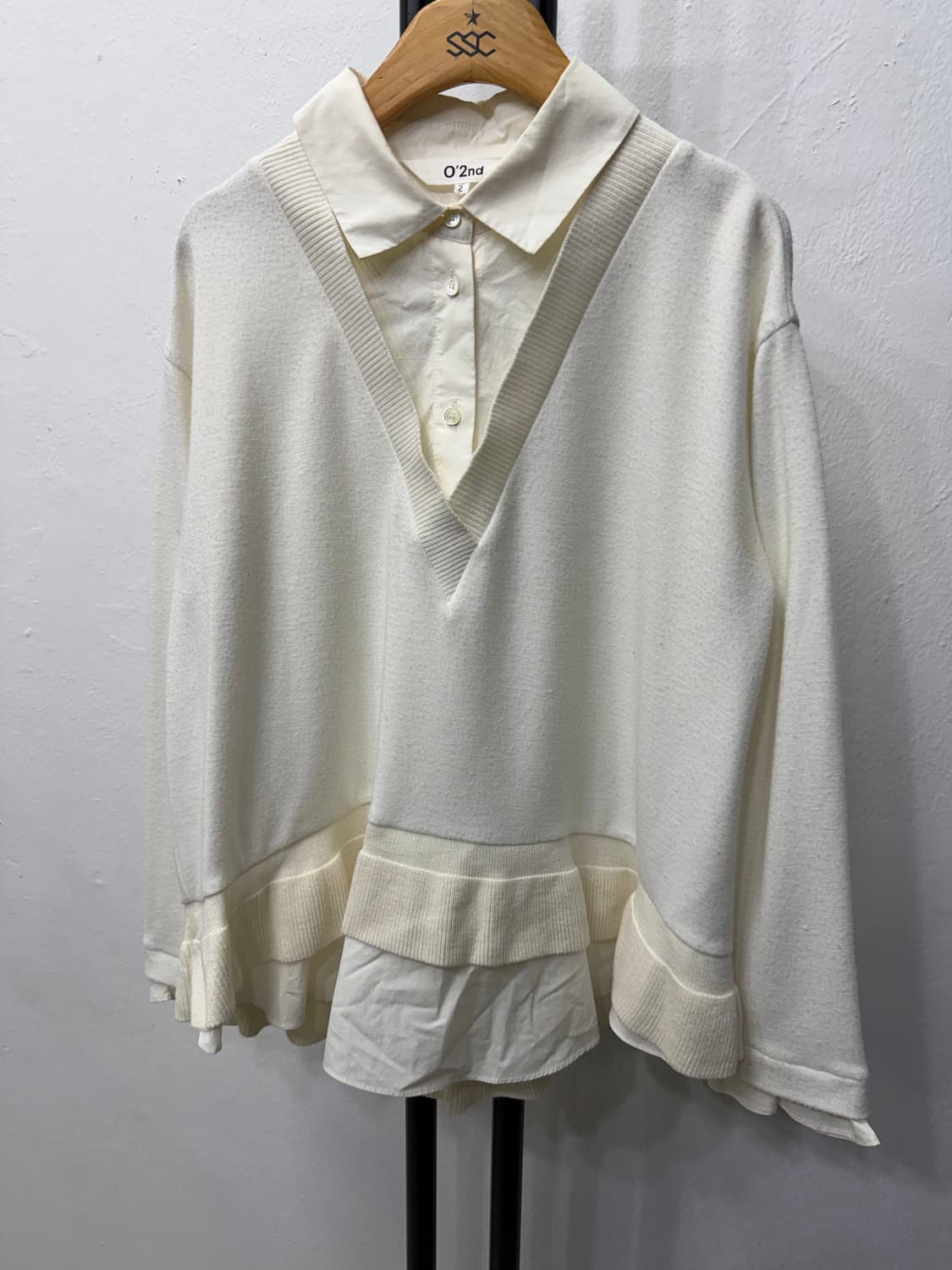 정품) O2nd 오즈세컨 한섬 니트 레이어드 셔츠 66 상품이미지3