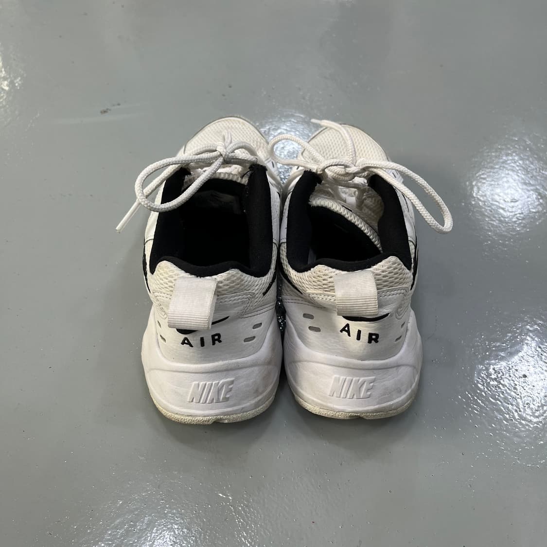 255 나이키 에어 하이츠 운동화 0306M 상품이미지3