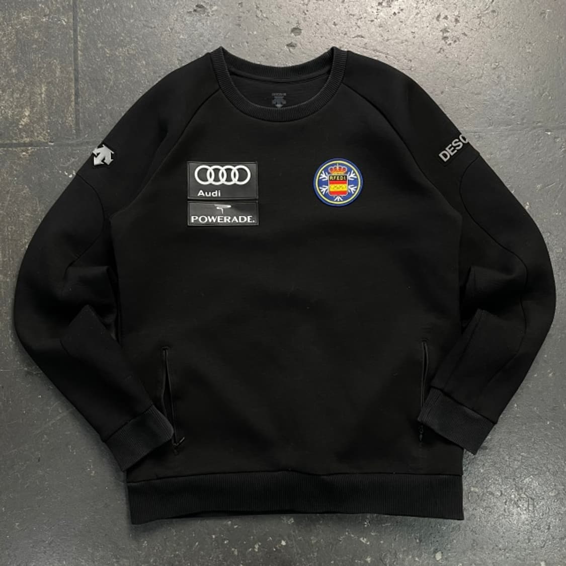 100 데상트 아우디 맨투맨  상품이미지1