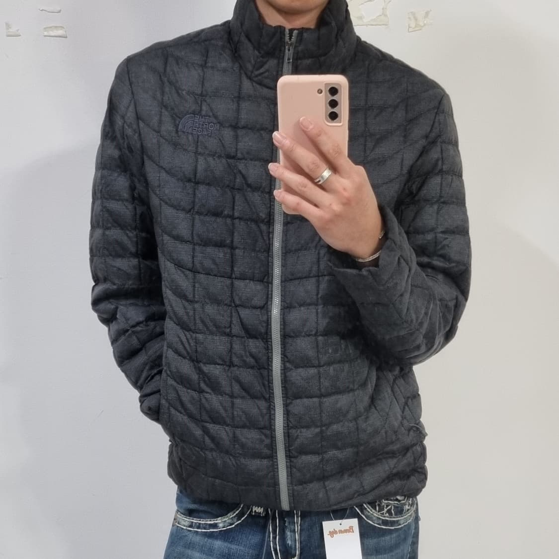 노스페이스 써모벌 경량패딩 그레이 상품이미지4