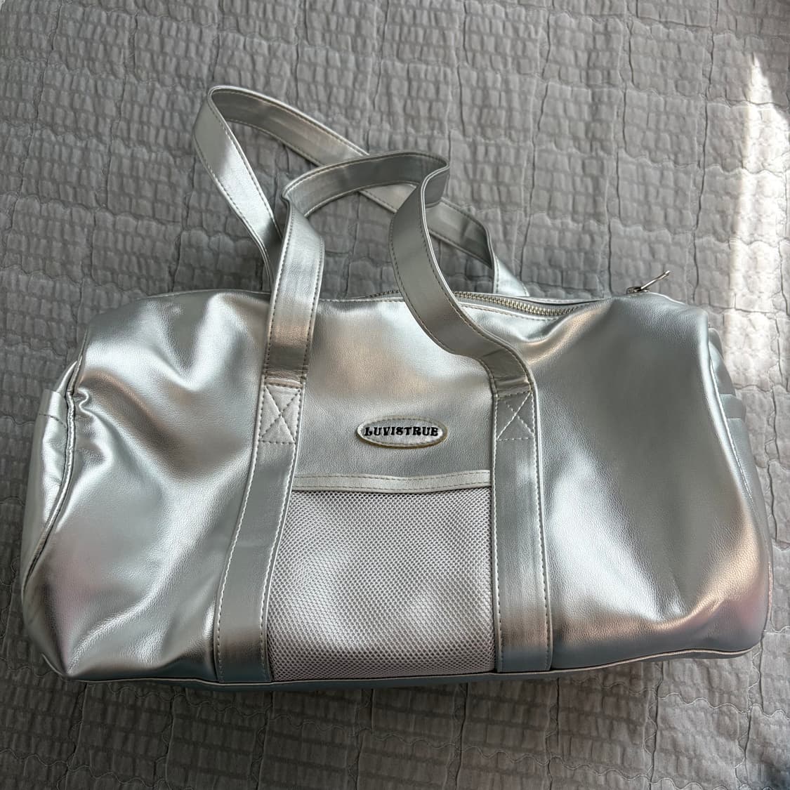 러브이즈트루 DN 보스턴백 더플백 숄더백 실버 가방 상품이미지1