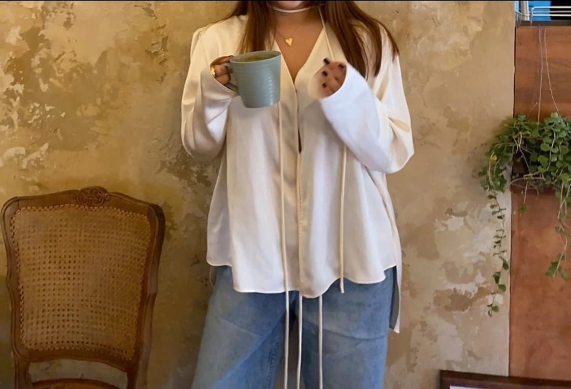 라라초이 코사주 블라우스 상품이미지3