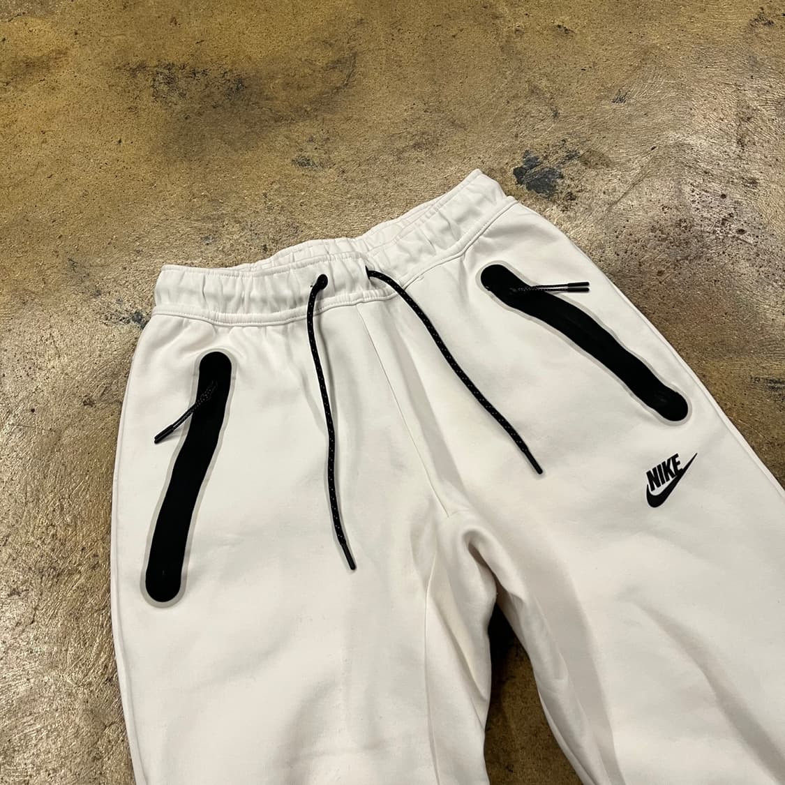 [정품/S] 나이키 테크 플리스 바지 화이트 b19 상품이미지1