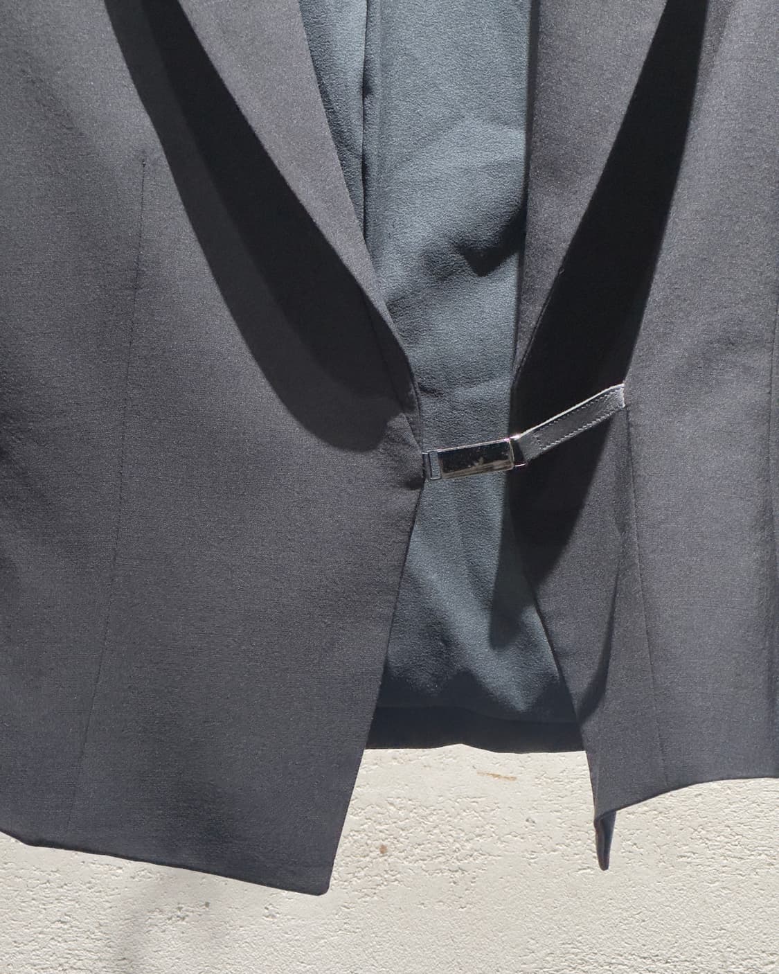 ARMANI COLLEZIONI 블랙 슬림 테일러드 자켓 상품이미지4