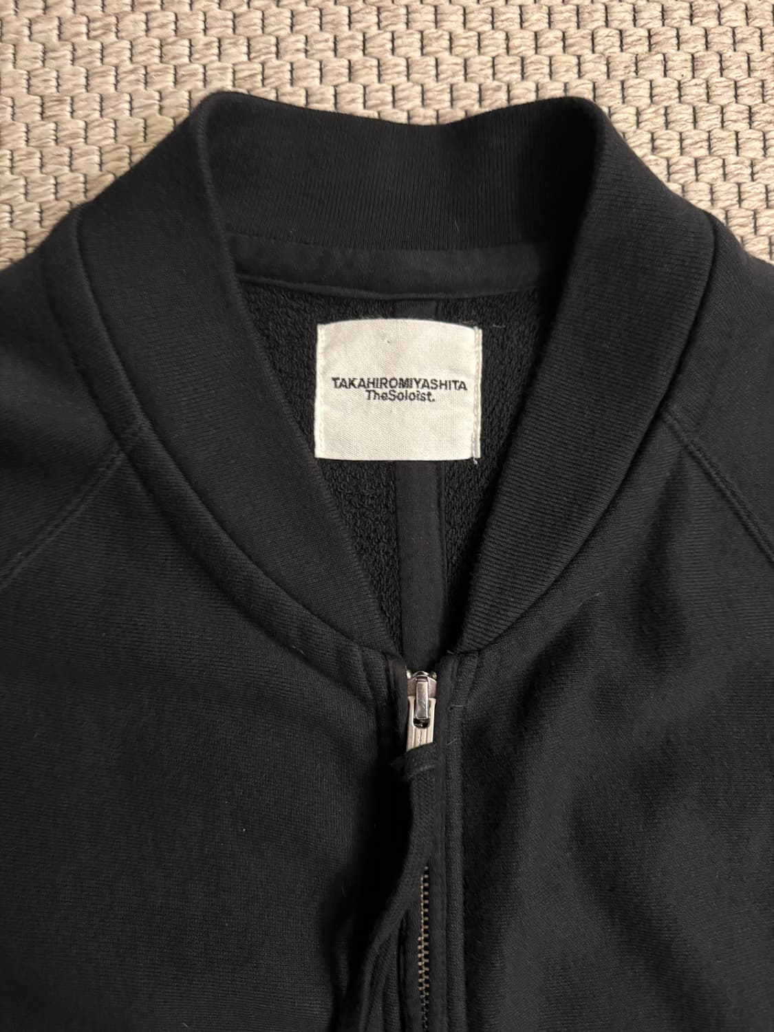 솔로이스트17ss 봄버 자켓 상품이미지3