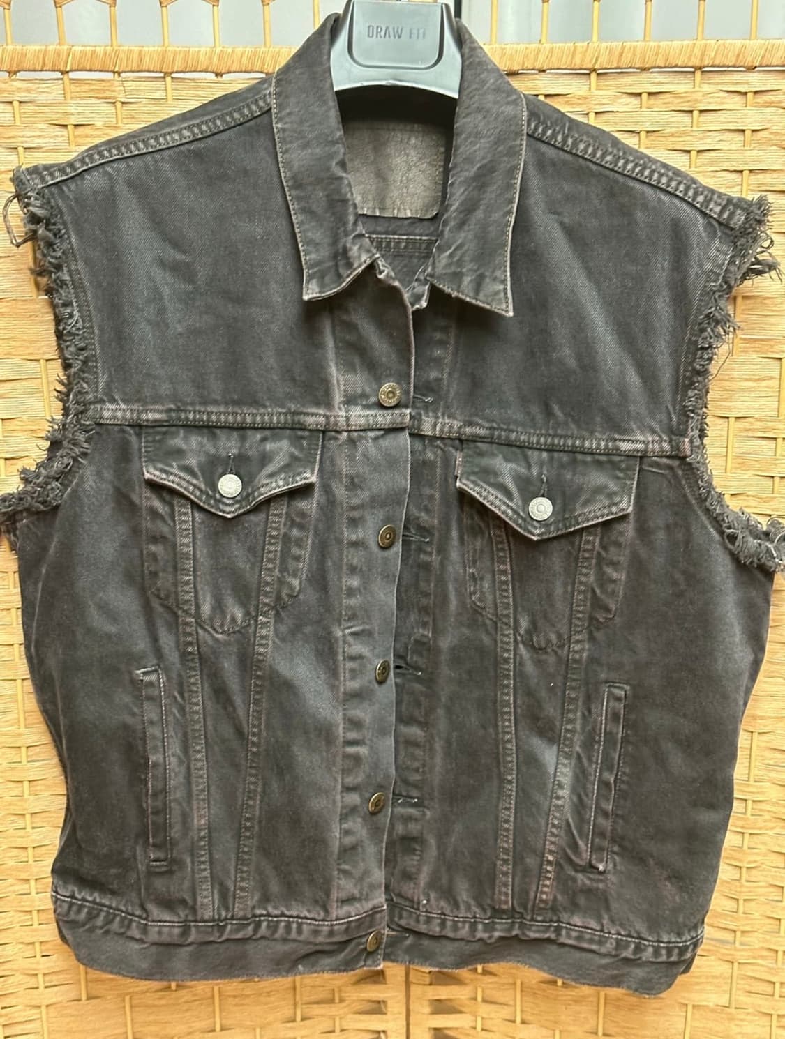 Levis 3세대 컷오프 데님 베스트 다크브라운 상품이미지1