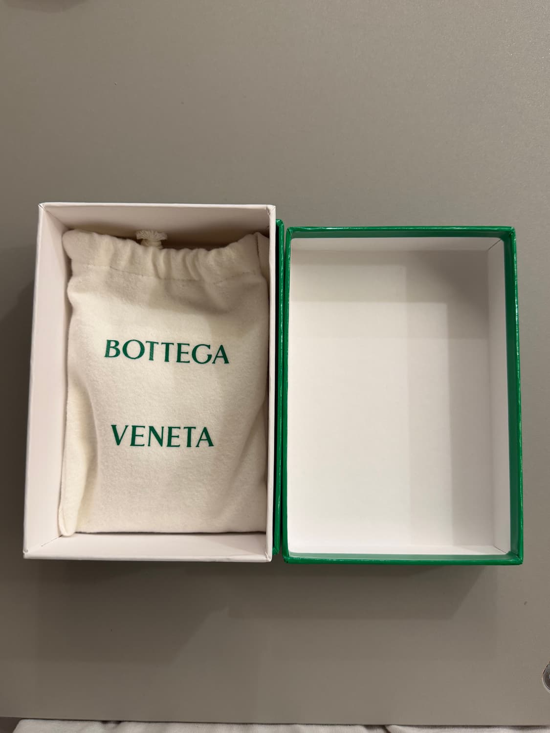 보테가 베네타 인트레치아토 크레딧 카드 케이스 골드 상품이미지3