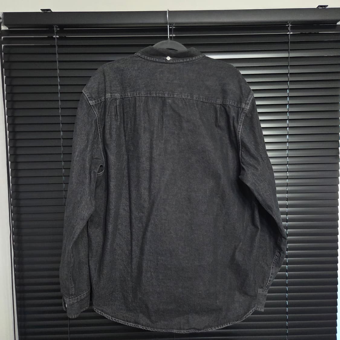 슈프림 로고 블랙 워시드 코튼 셔츠 M 상품이미지2