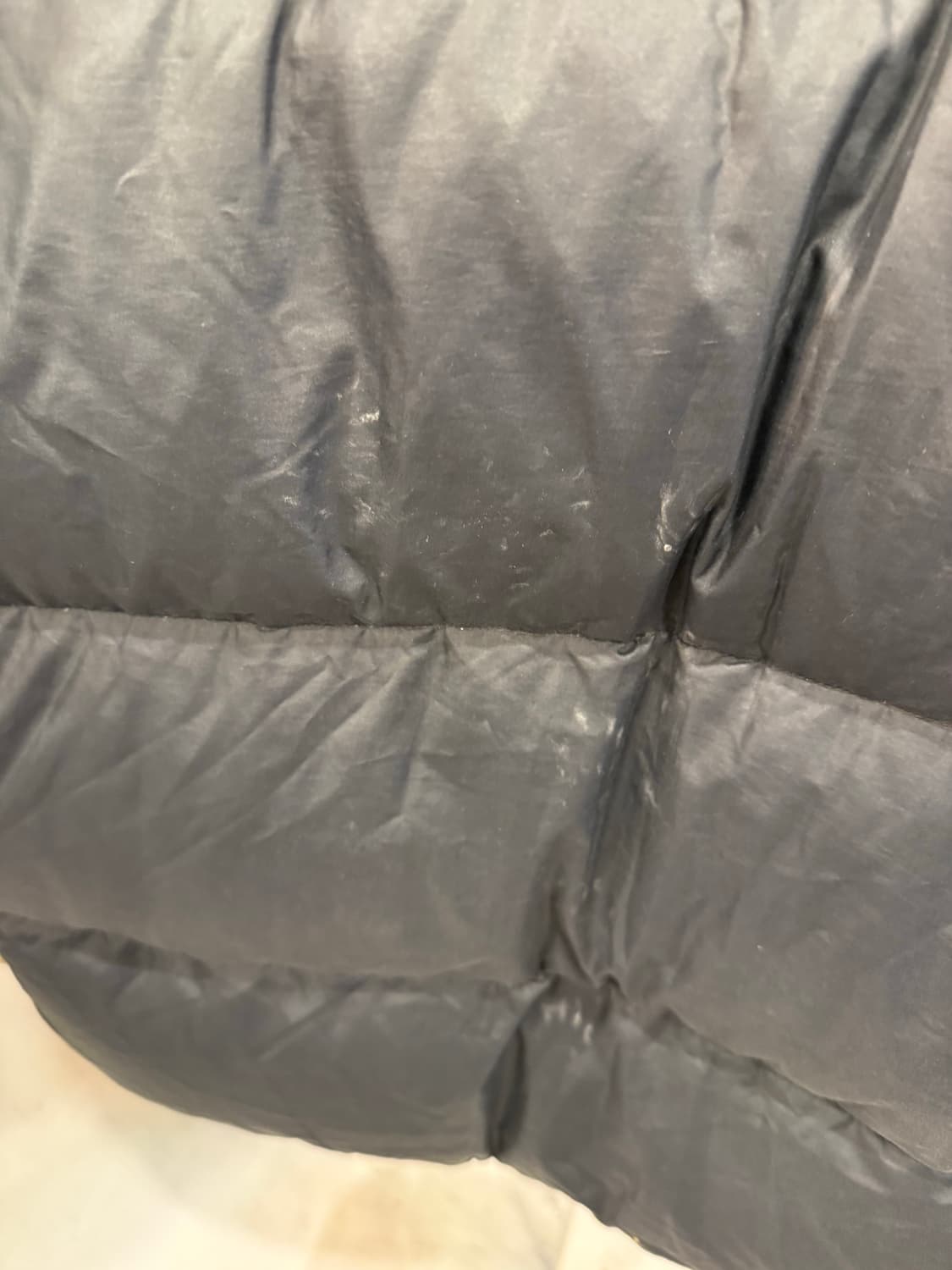 나이키 옐로스우시 블랙 패딩 상품이미지4