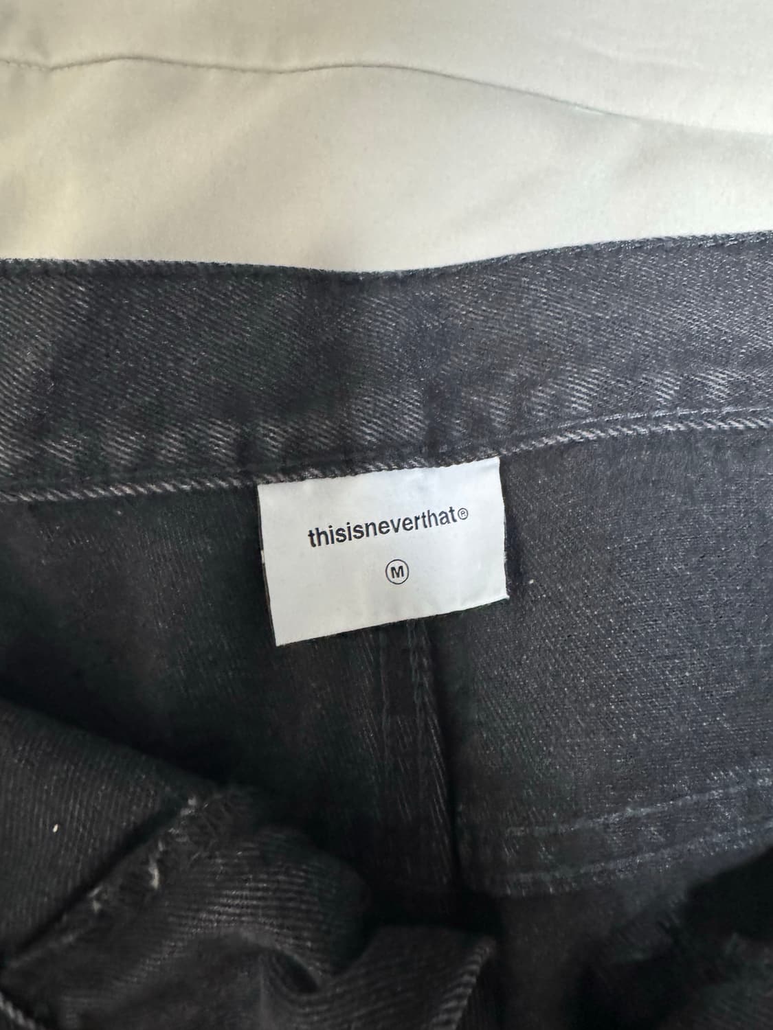 디스이즈네버댓 Web Embroidery Jeans Black 상품이미지3