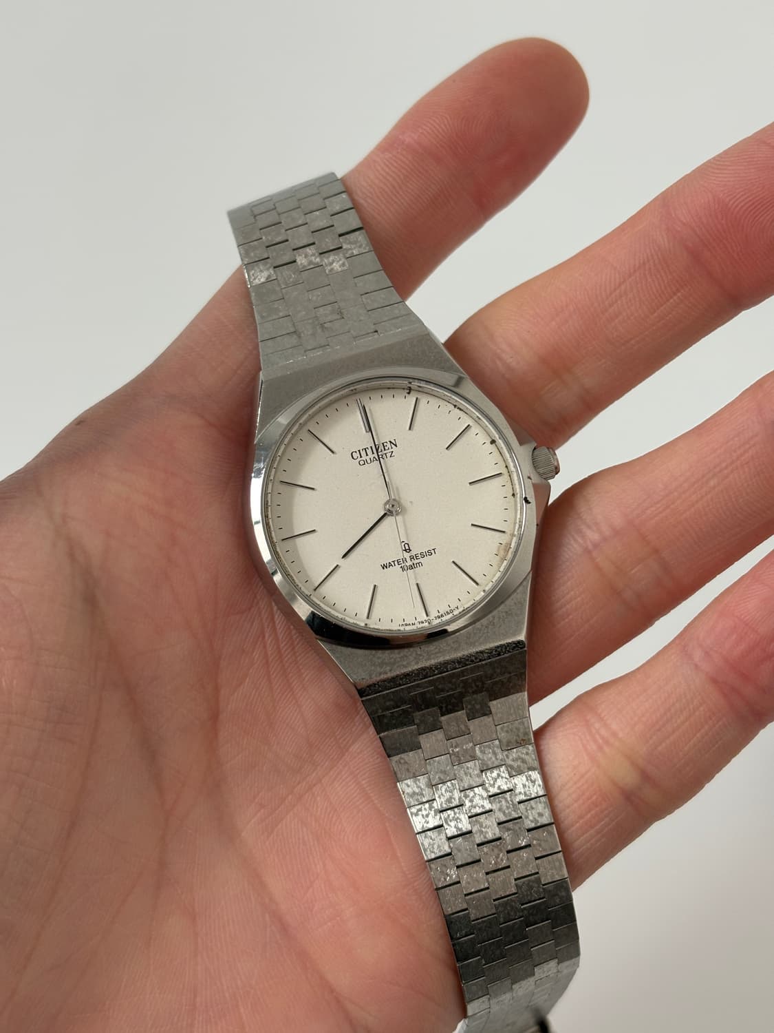 CITIZEN 빈티지 시계 1980년대 CQ 크리스트론 실버 텍스쳐 쿼츠 상품이미지1