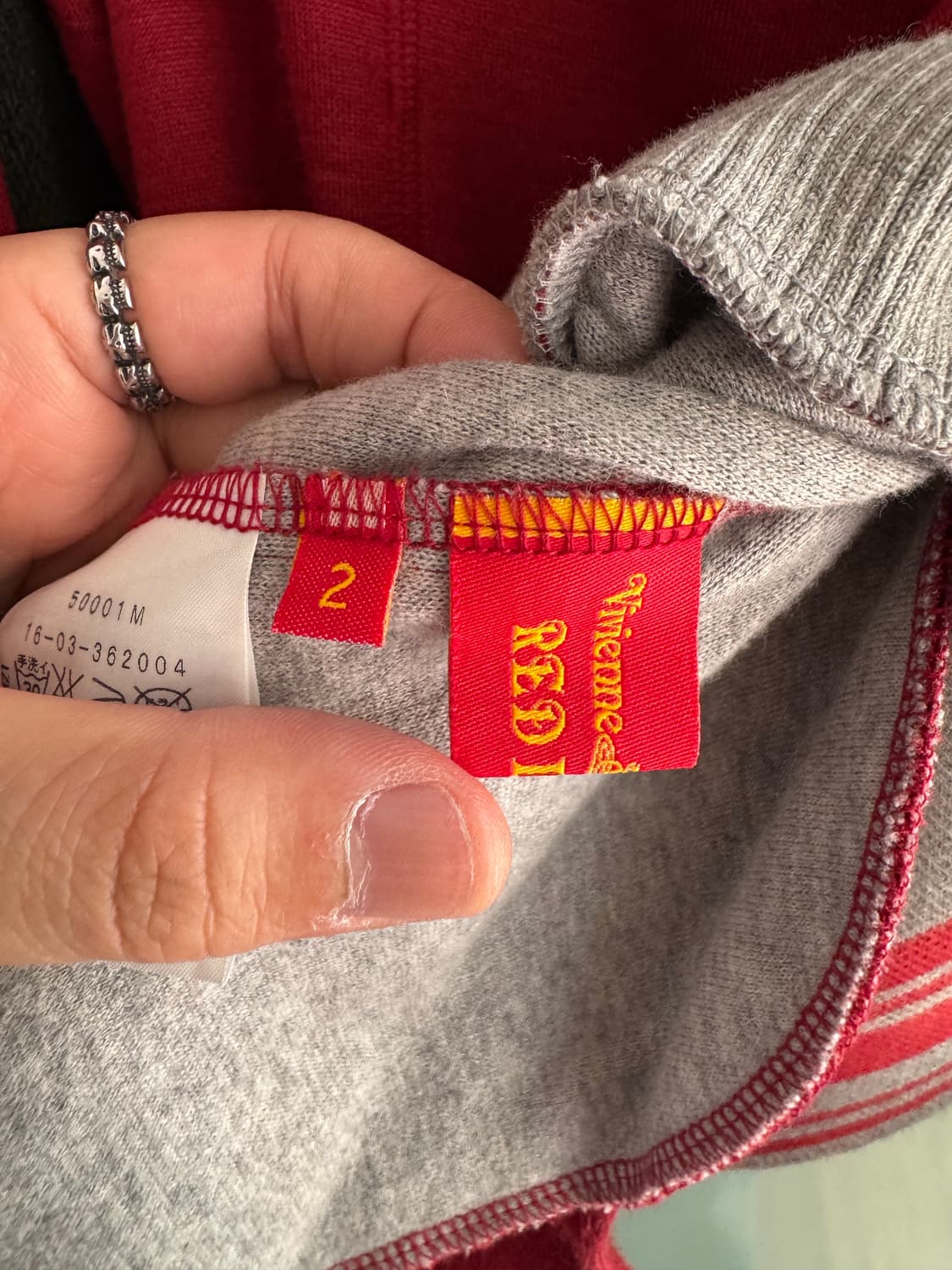 비비안웨스트우드 레드라벨 오브자수 언발란스 니트 가디건  상품이미지7