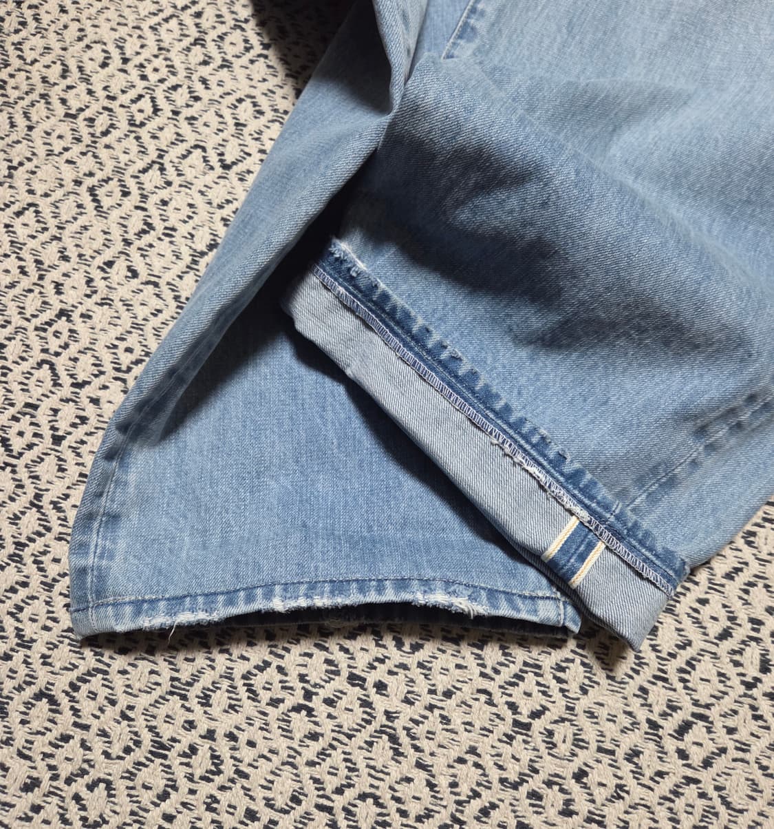 비헤비어 523L 셀비지 데님 블리치드 4 상품이미지6