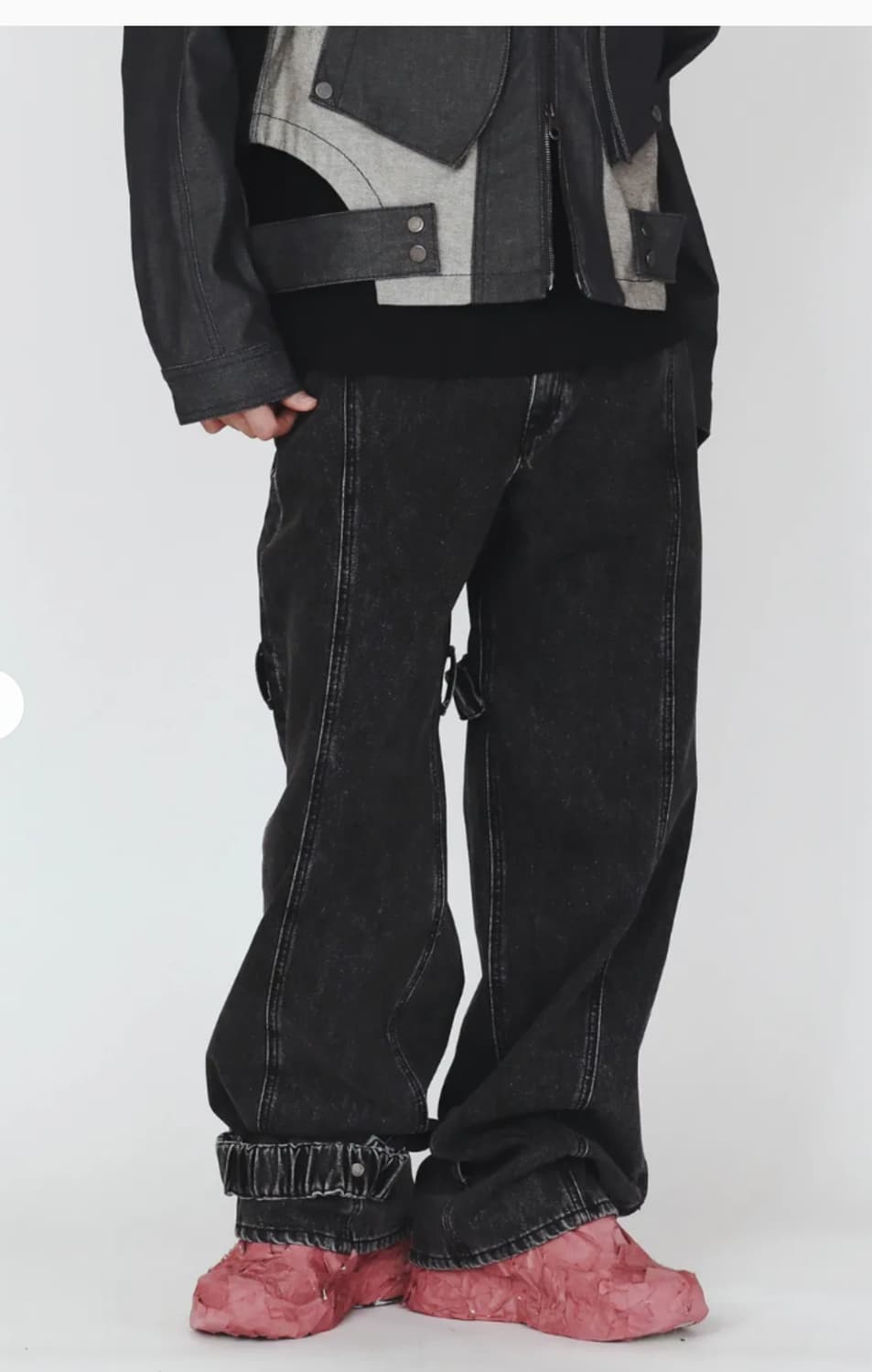 (애드오프)
MUTATION STRAP WASHED DENIM PANTS 상품이미지1