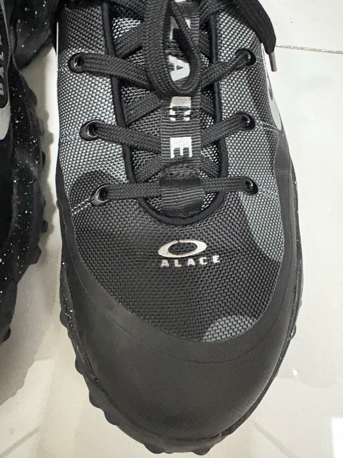 오클리 팔라스 엣지 플렉스 블랙 295 상품이미지4