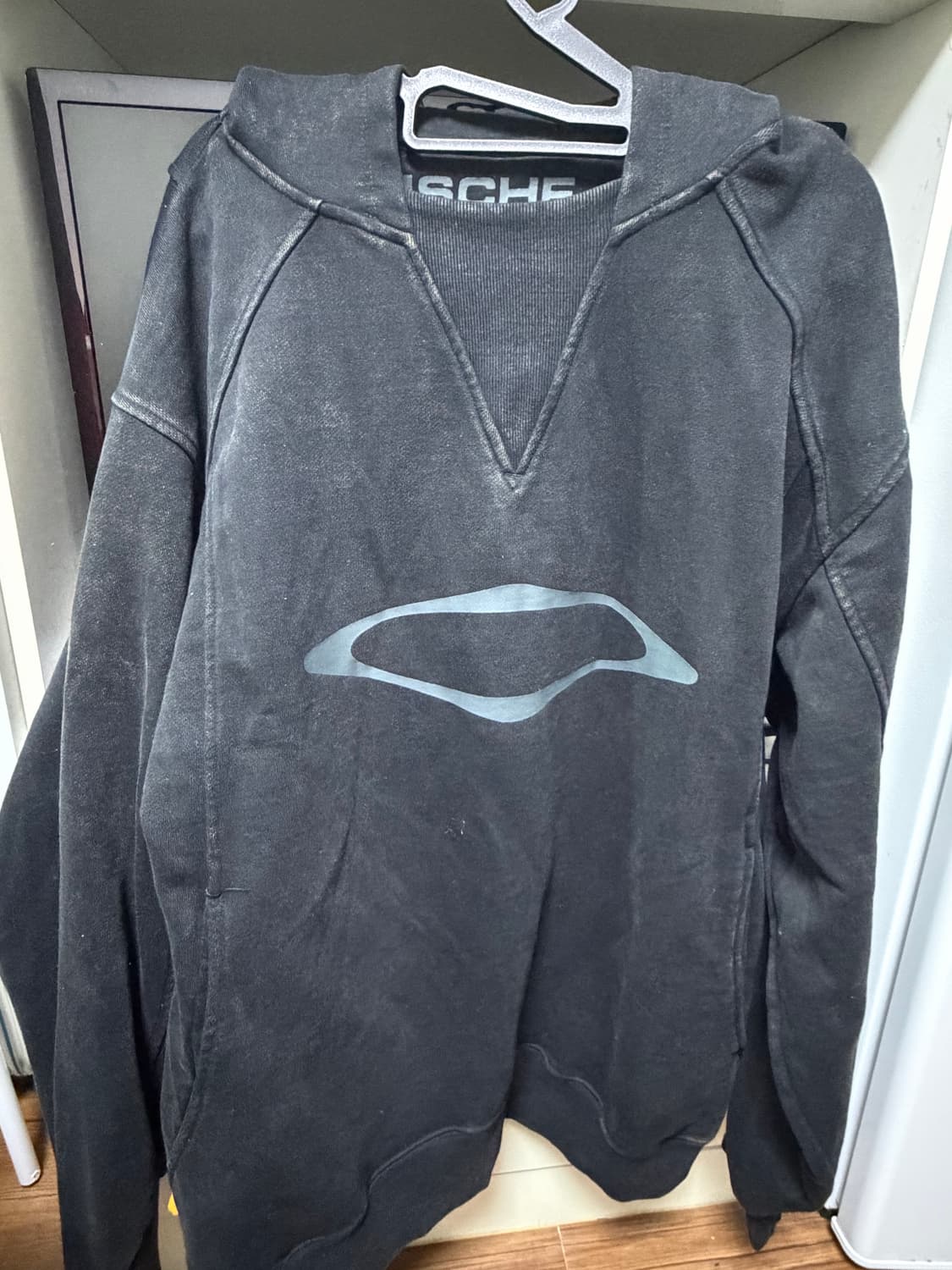 미스치프 블리치드 풀오버 후드 워시드 블랙 상품이미지3