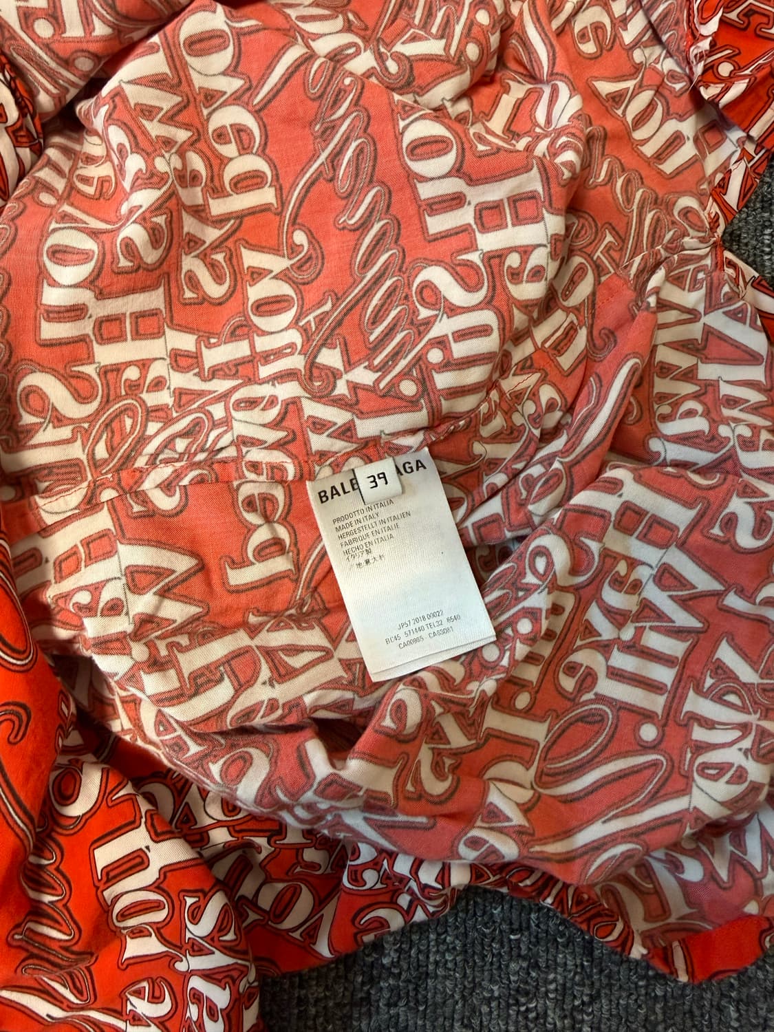 [39] 발렌시아가 I will always love you 셔츠 레드 상품이미지8