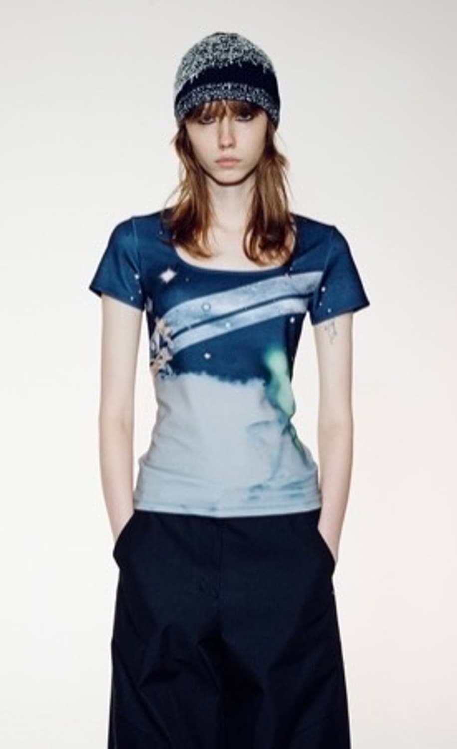 Openyy DAWN GRAPHIC U-NECK 반팔 상품이미지1