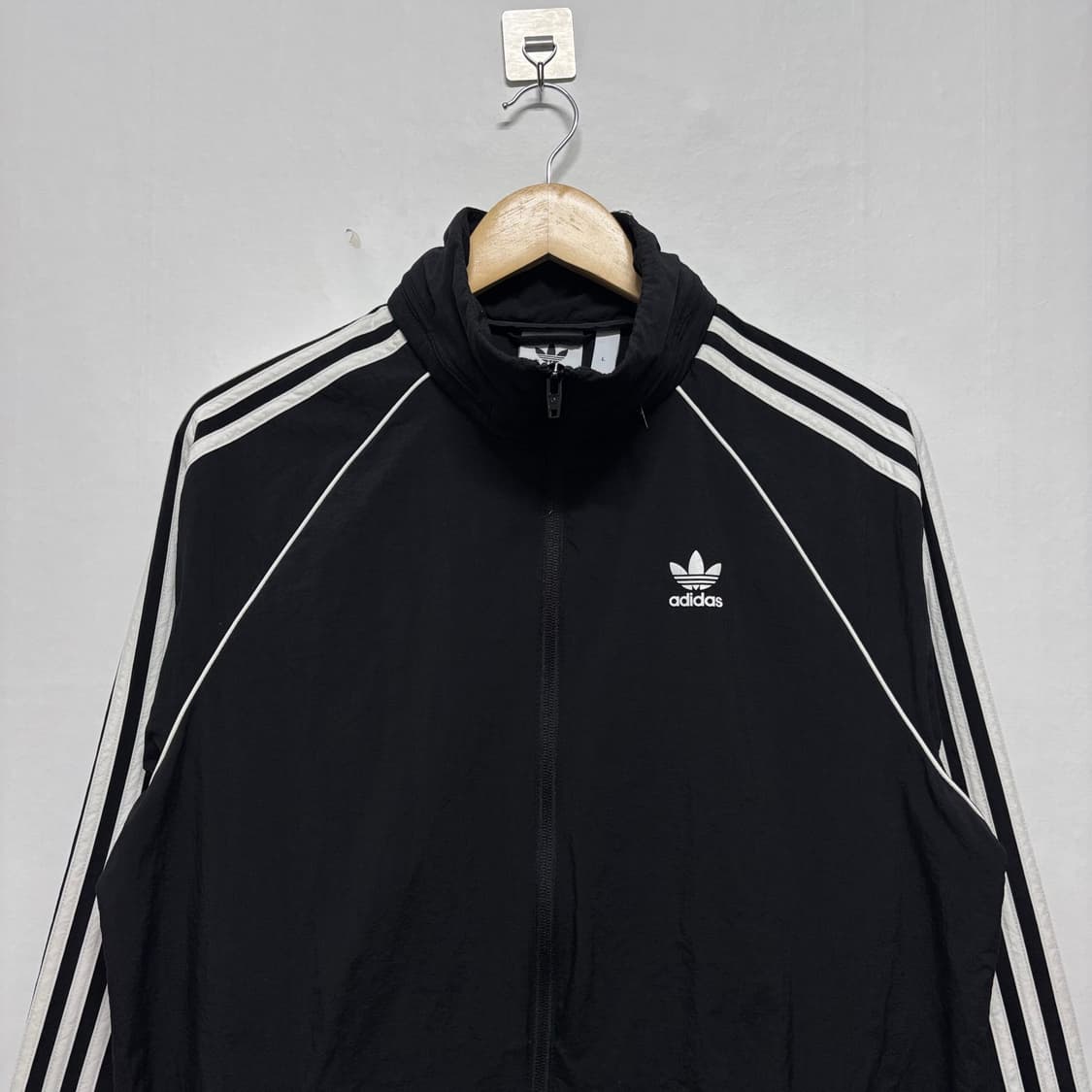 아디다스 블랙 삼선 투웨이 바람막이 상품이미지2