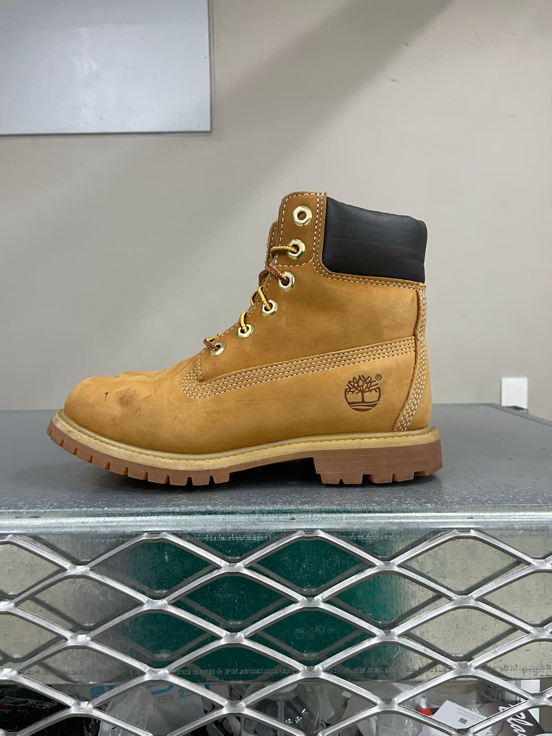 팀버랜드 우먼스 6인치 부츠 5.5 상품이미지1