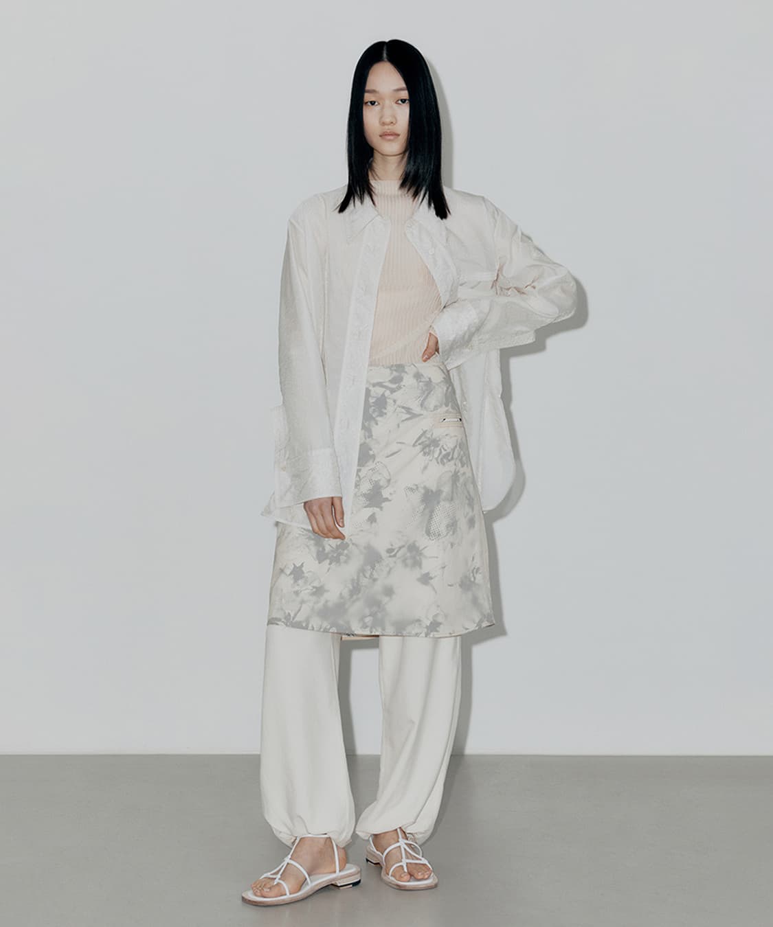 로우클래식(LOW CLASSIC) 시스루 스티치 스커트 상품이미지1