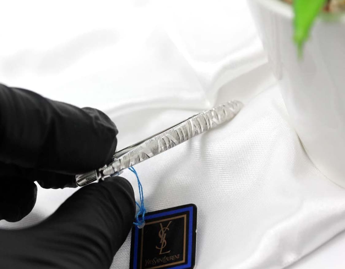 입생로랑 미사용 5.7cm 남자 명품 넥타이핀 상품이미지4