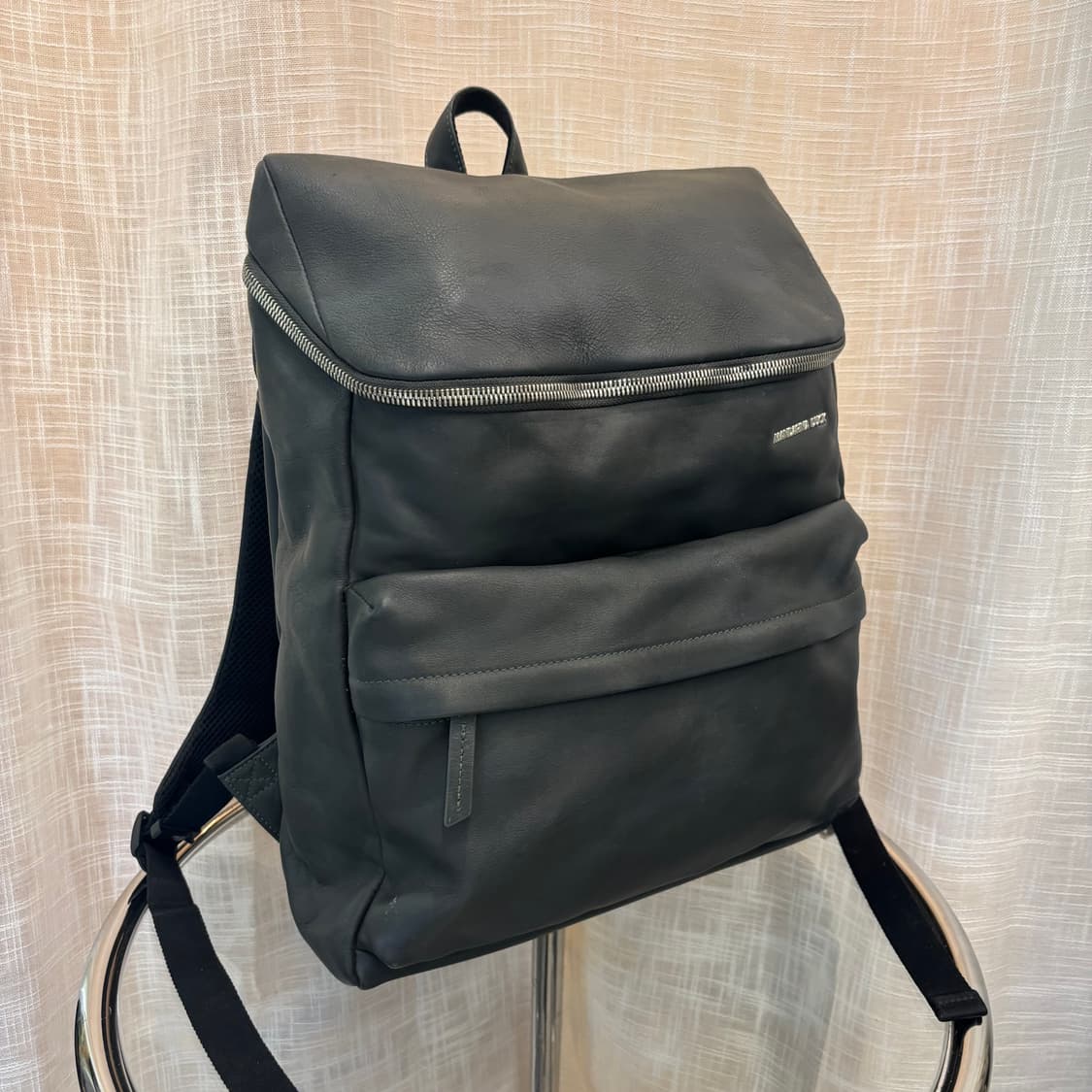 정품 만다리나덕 가죽 백팩     상품이미지2