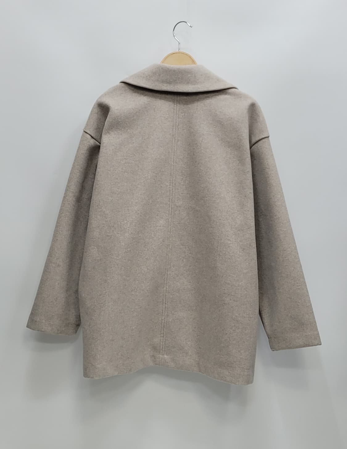 ZARA 자라 오버핏 더블 숏 코트 / 여 L 오트밀
 상품이미지2