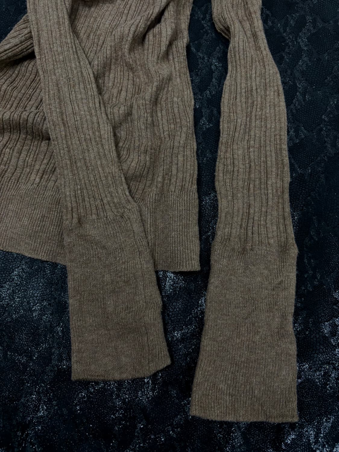 “Vintage” 00‘s Slim Fit turtleneck sleev 상품이미지6
