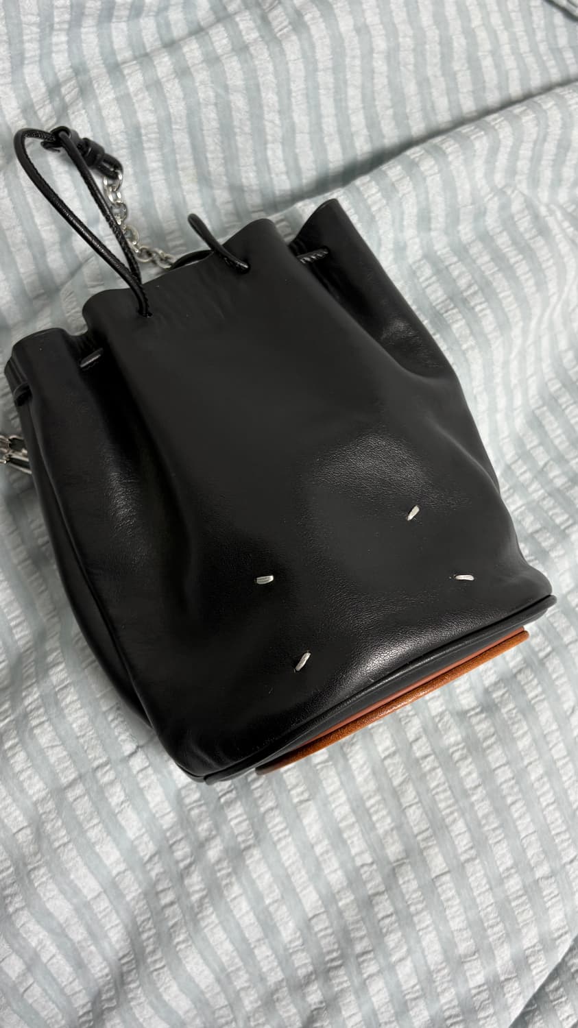 마르지엘라 타비 버킷백 상품이미지1