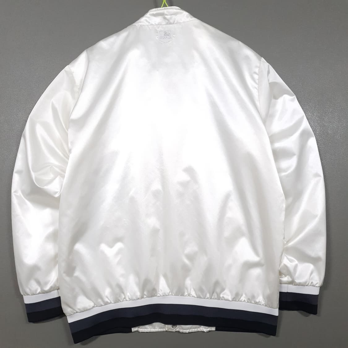 00s MLB 시카고 화이트삭스 나일론 새틴 베이스볼 자켓 화이트 XL 상품이미지6