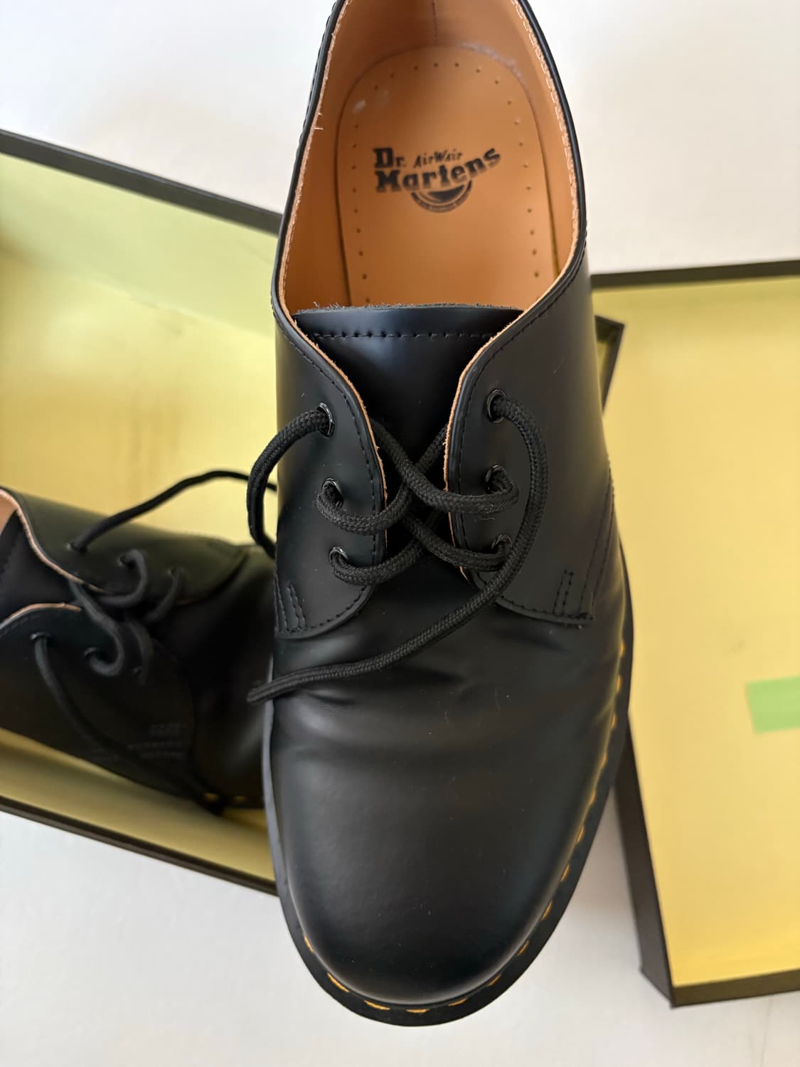 닥터마틴 1461 스무스 상품이미지1