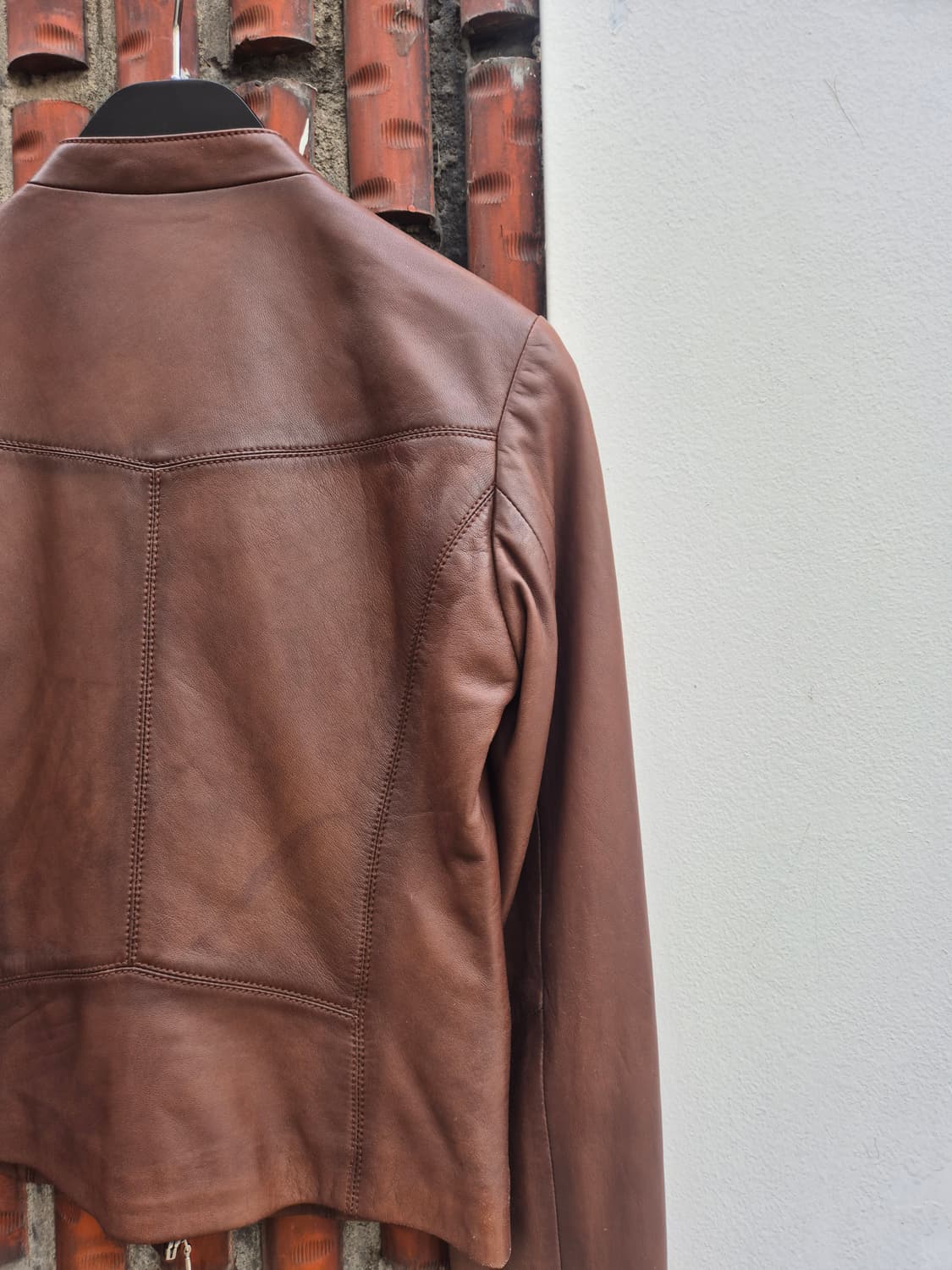 마시모두띠 여성 가죽 자켓입니다 상품이미지7