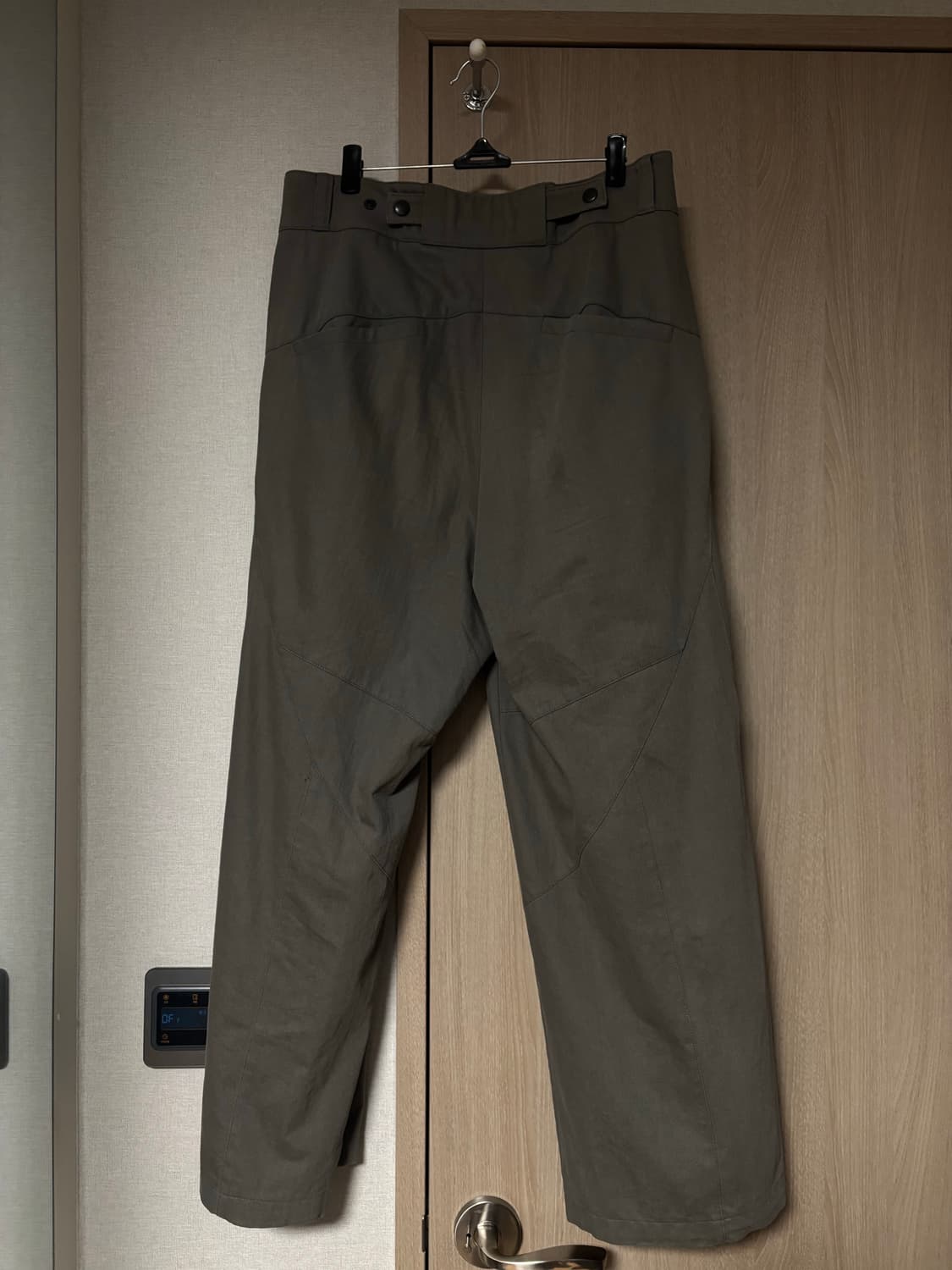 해칭룸 바지 상품이미지2