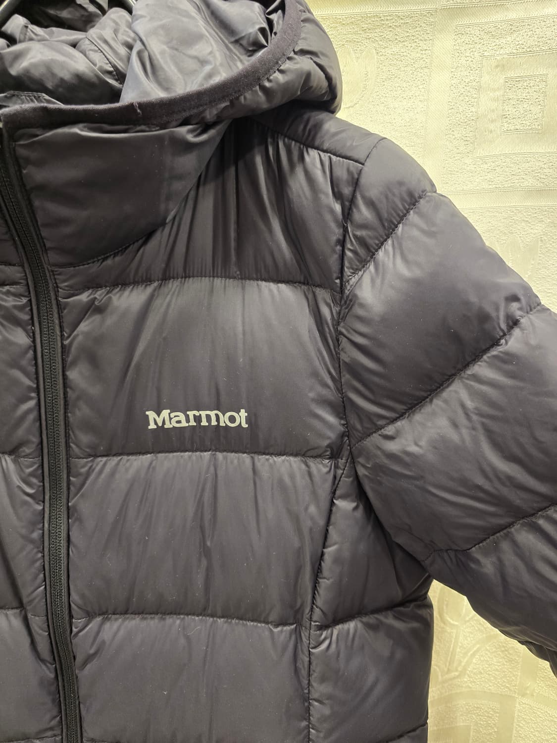 마모트 여성 구스다운 경량패딩 롱패딩 L(100) 블랙 상품이미지3